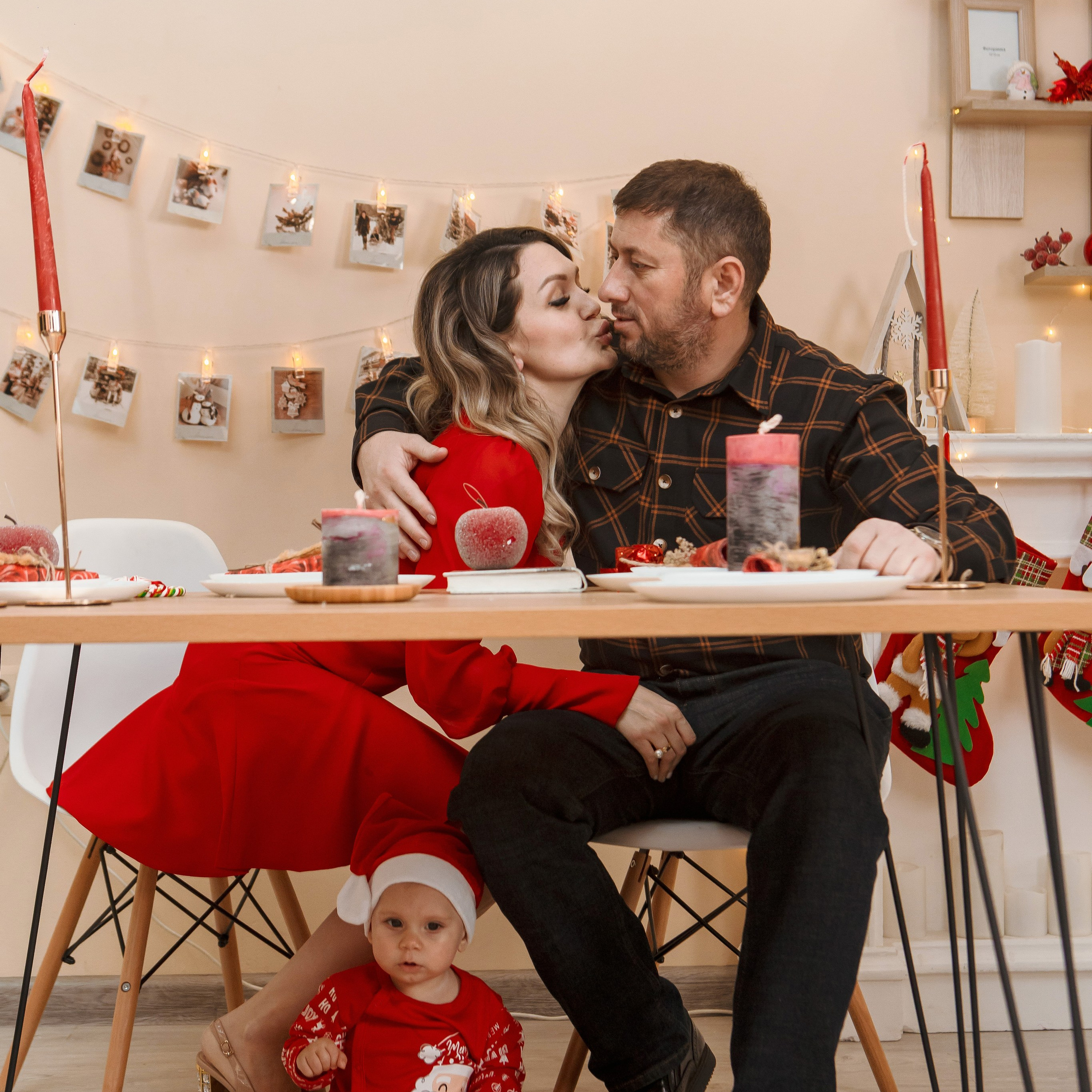 Элечка с семьёй