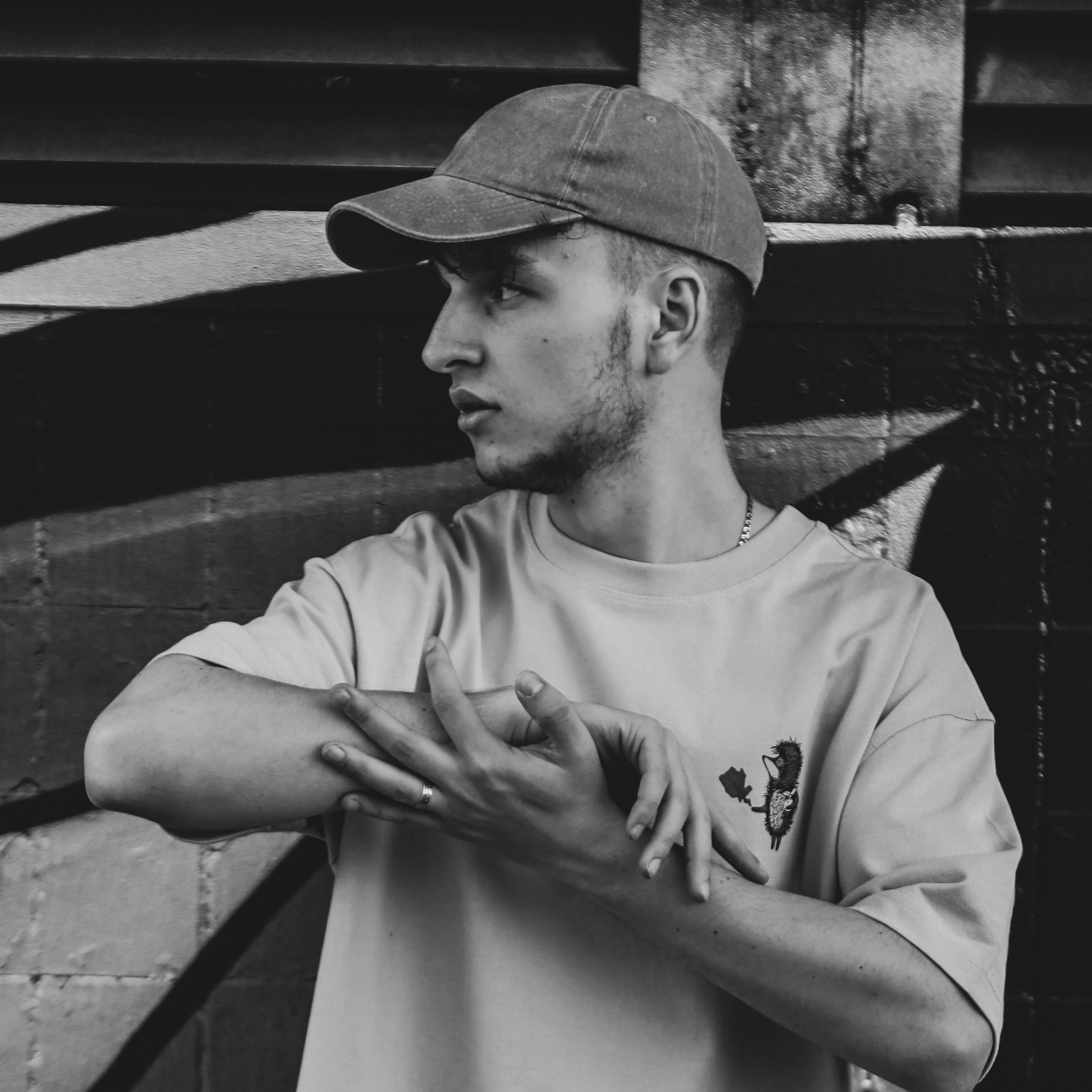 Портретный и коммерческий фотограф Даниил Шентелев