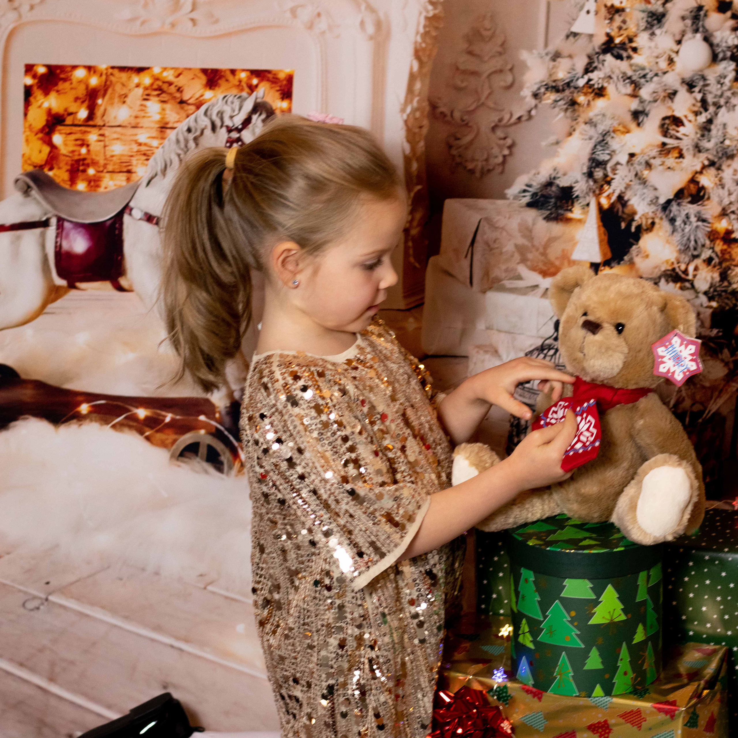 Christmas shoot. Family, Children and Business photographer in Belgium