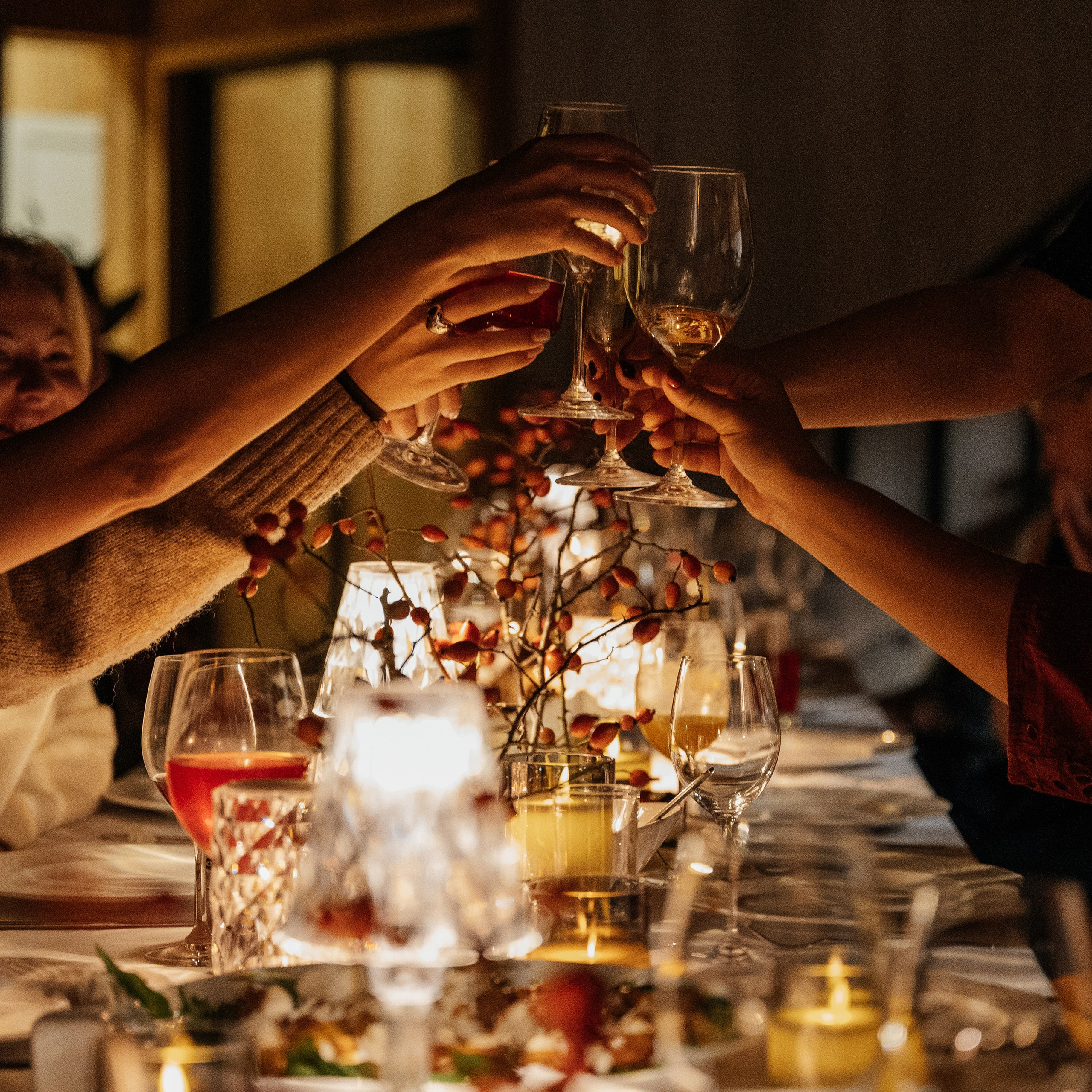 Невероятно атмосферный семейный ужин