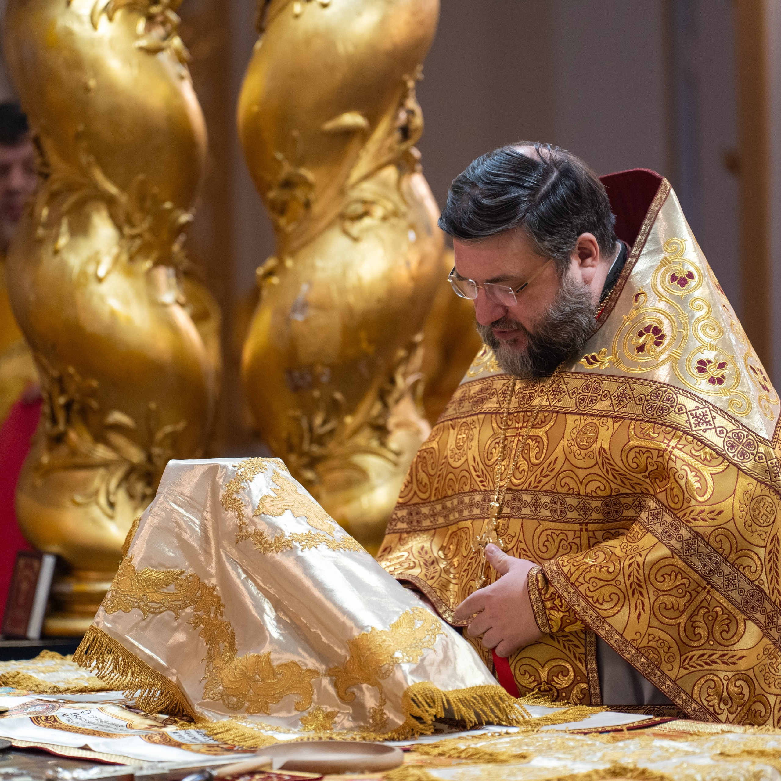 Божественная литургия в Николо-Богоявленском морском соборе. НИКОЛО-БОГОЯВЛЕНСКИЙ МОРСКОЙ СОБОР