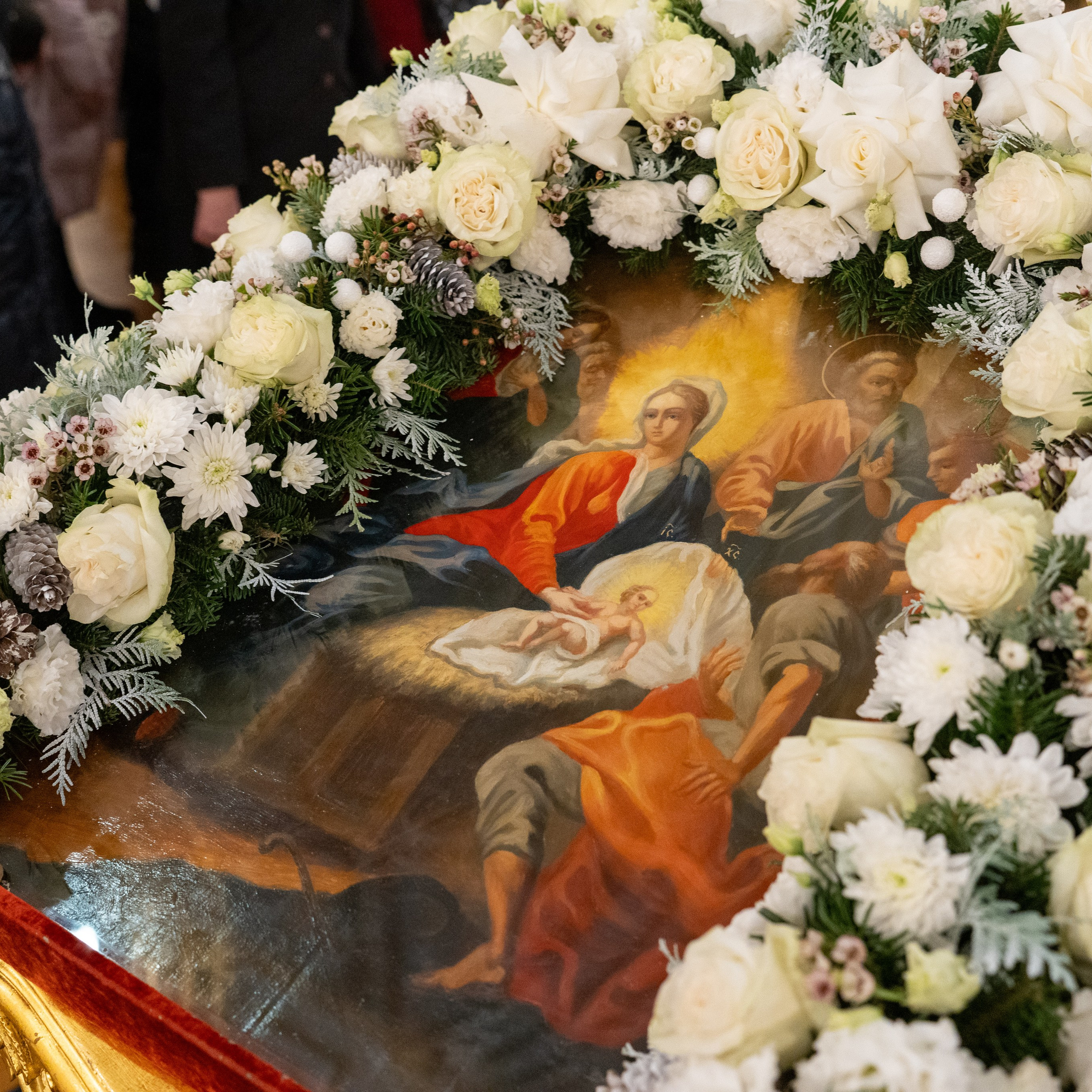 Божественная литургия в Николо-Богоявленском морском соборе. НИКОЛО-БОГОЯВЛЕНСКИЙ МОРСКОЙ СОБОР