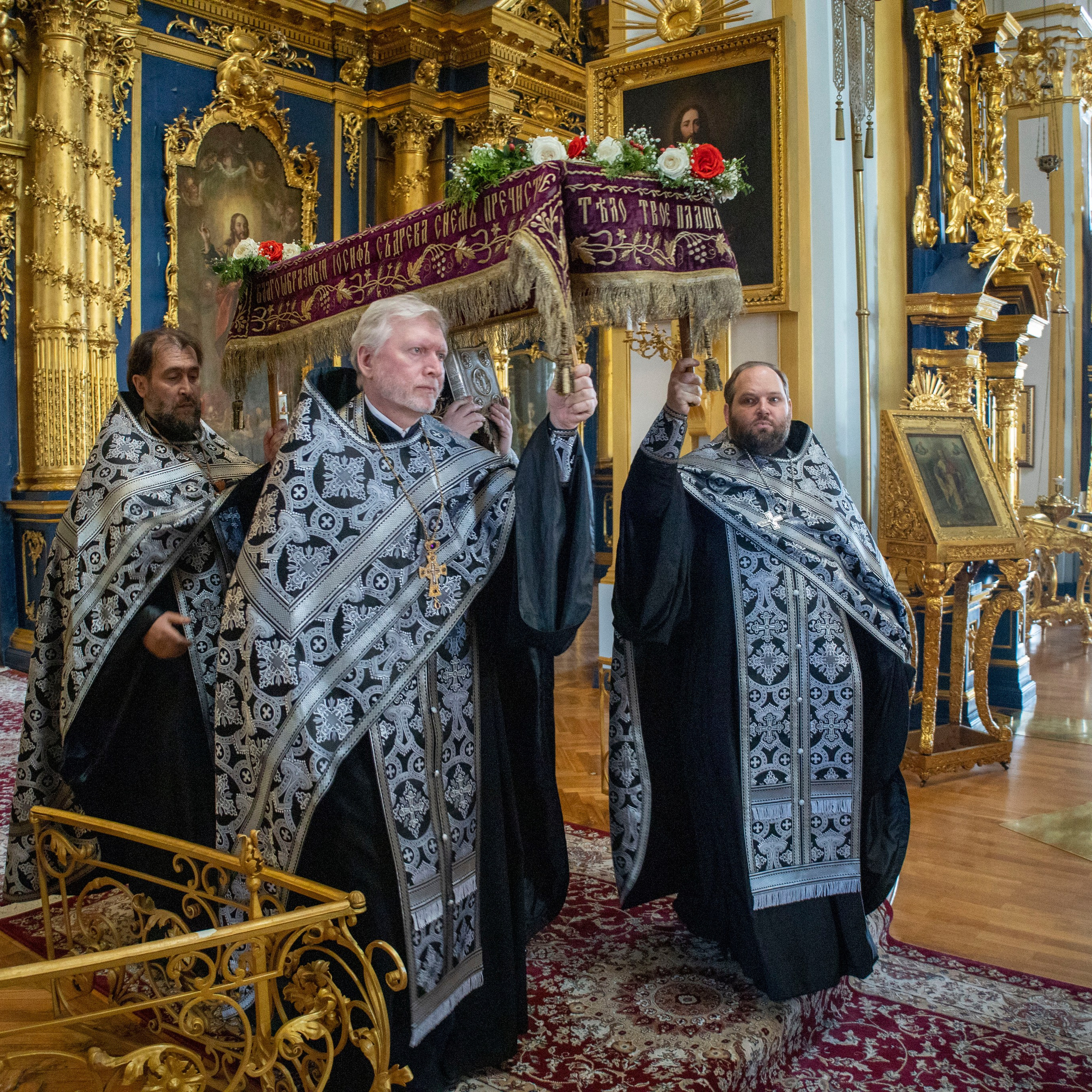 Фотоальбомы. НИКОЛО-БОГОЯВЛЕНСКИЙ МОРСКОЙ СОБОР