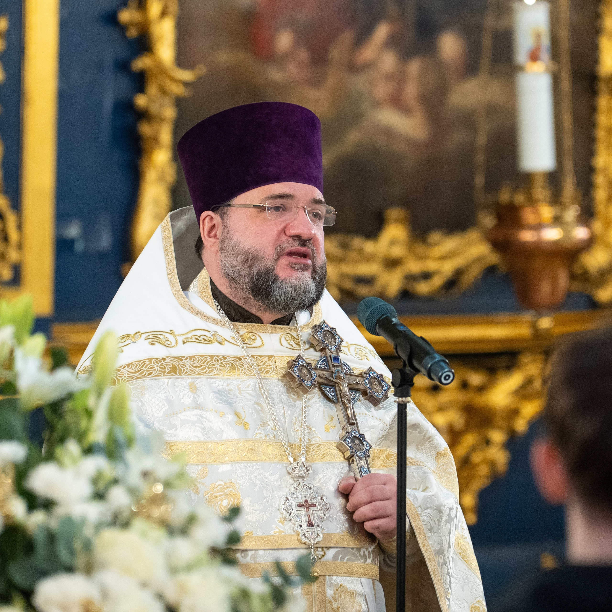 Божественная литургия в Николо-Богоявленском морском соборе. НИКОЛО-БОГОЯВЛЕНСКИЙ МОРСКОЙ СОБОР