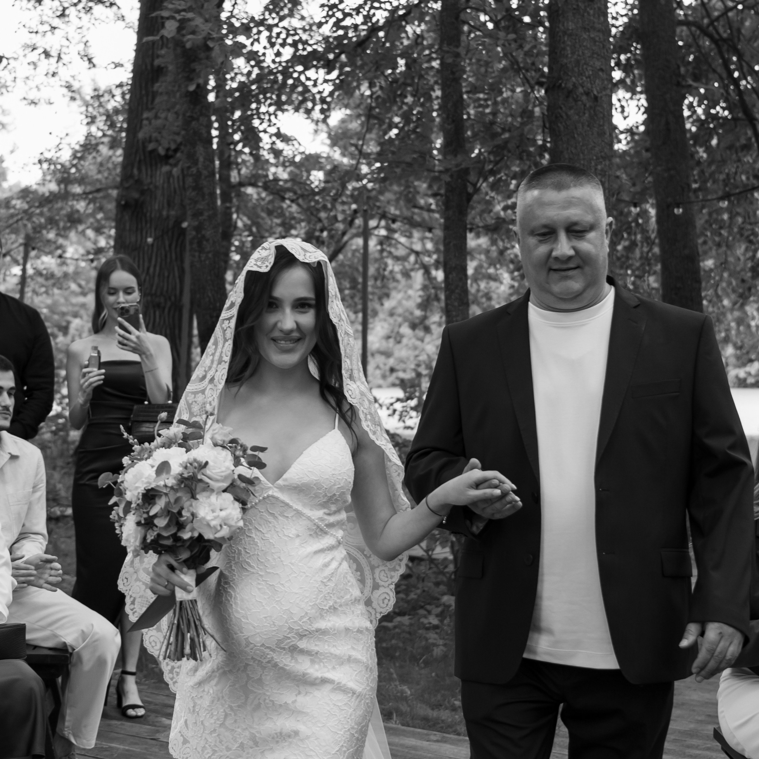 Свадьба на природе. Свадебный фотограф Москва Москвовская область Санкт-Петербург