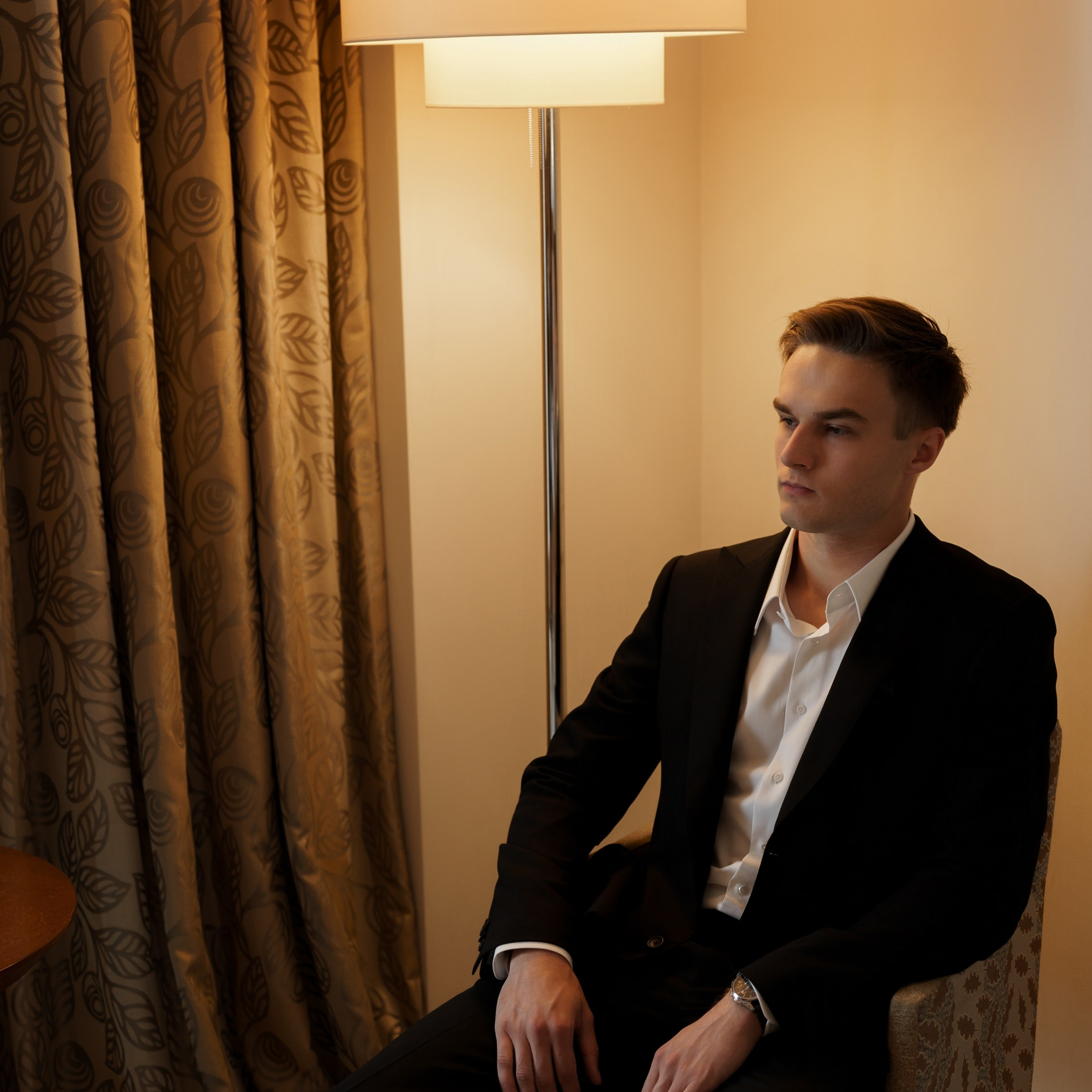 Таня и Артем городская свадьба. Свадебный фотограф Москва Москвовская область Санкт-Петербург