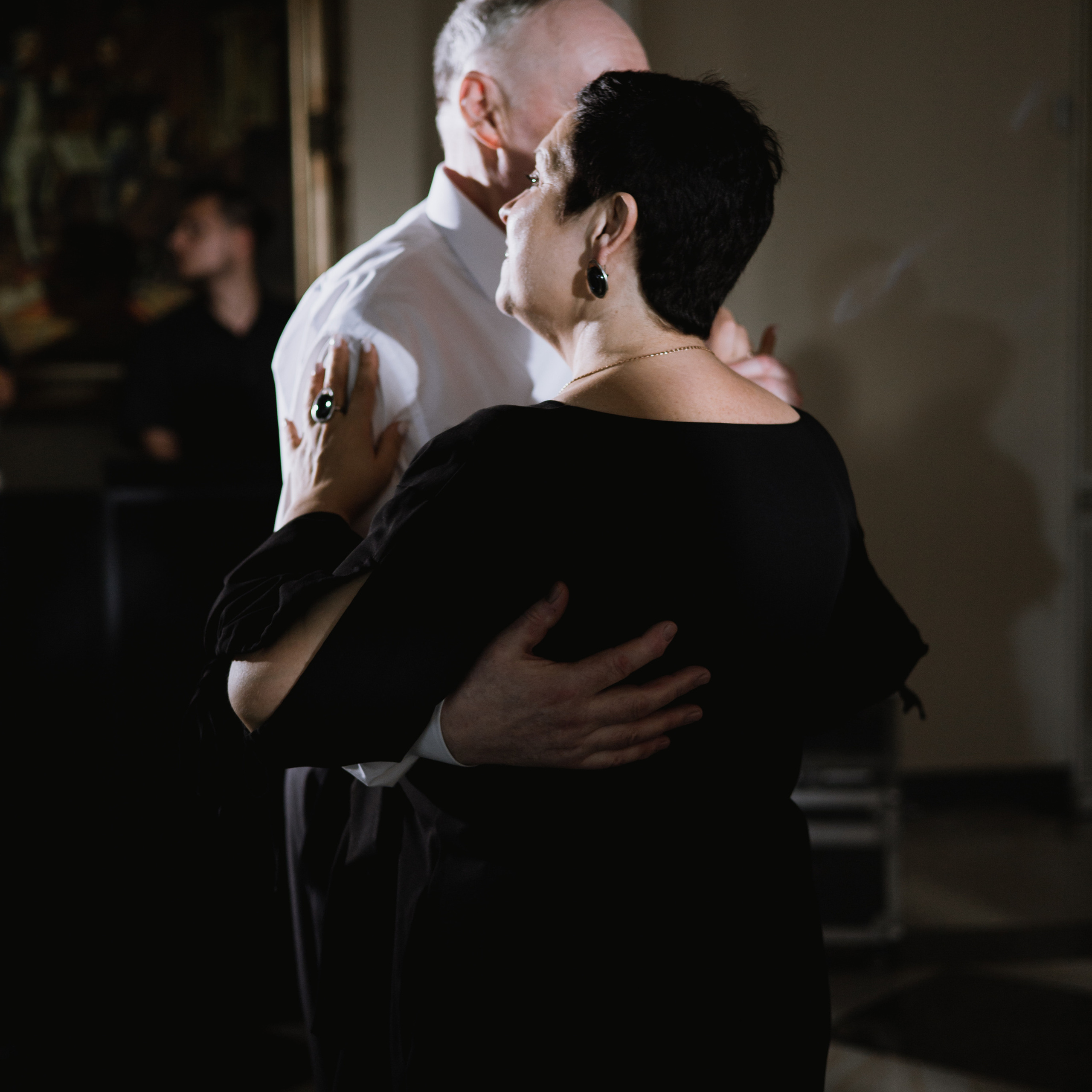 Vnukovo Village свадебная фотосессия с выездной регистрацияей жарким августом утро невесты в доме на природе и выездная регистрация. Свадебный фотограф Москва Москвовская область Санкт-Петербург