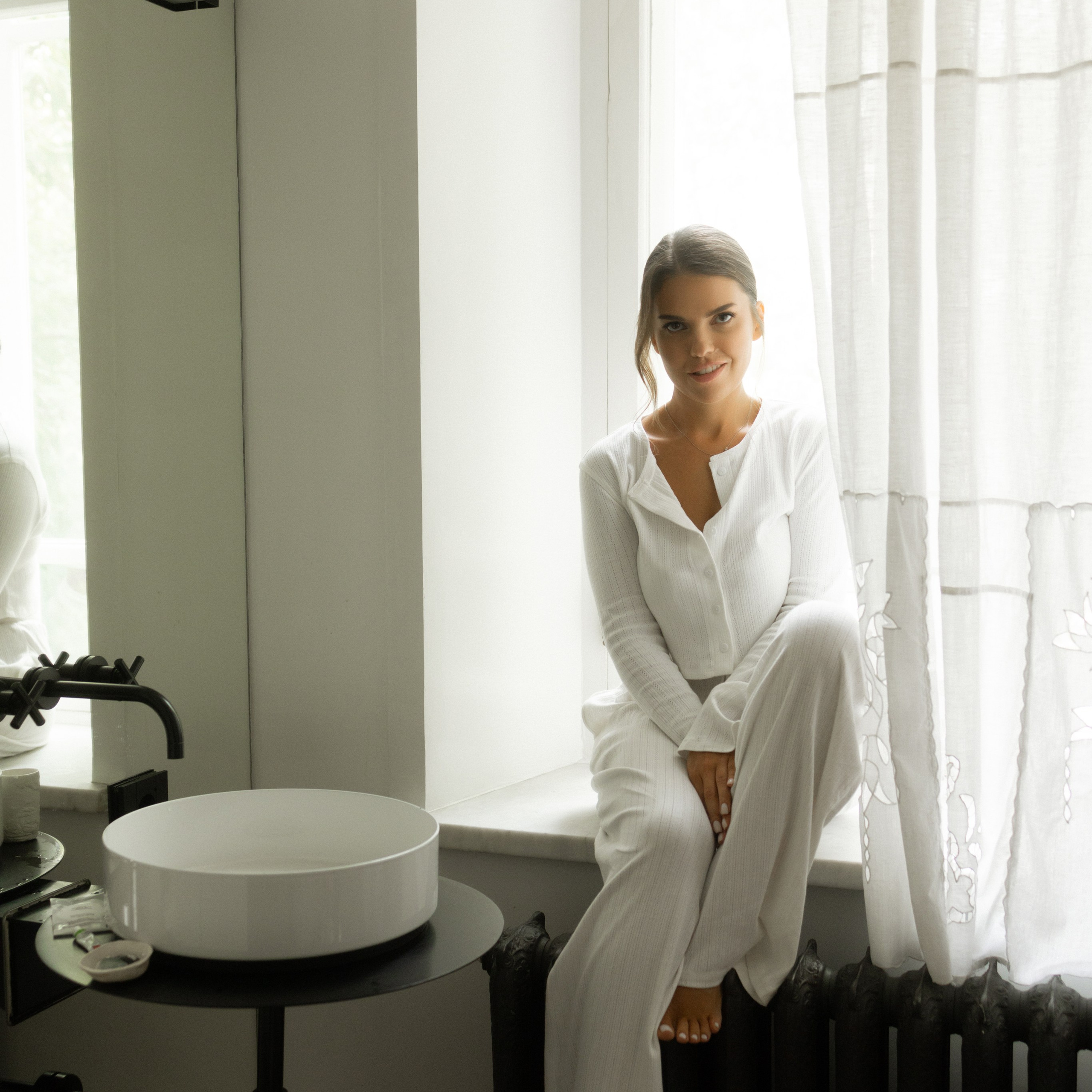 Камерная свадьба в Москве утро в отеле Рихтер регистрация в White studio Royal адреса счастья. Свадебный фотограф Москва Москвовская область Санкт-Петербург