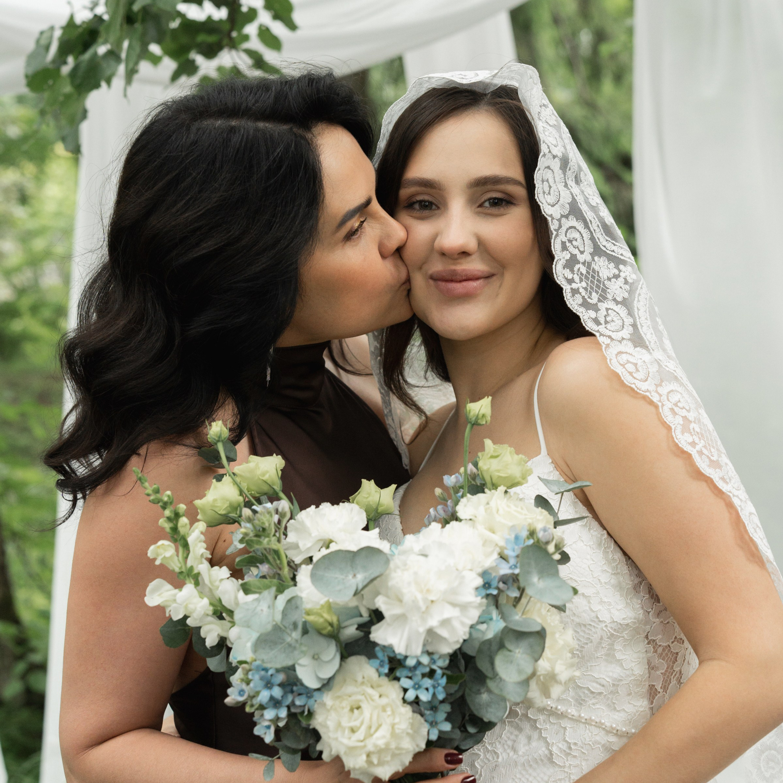 Свадьба на природе. Свадебный фотограф Москва Москвовская область Санкт-Петербург