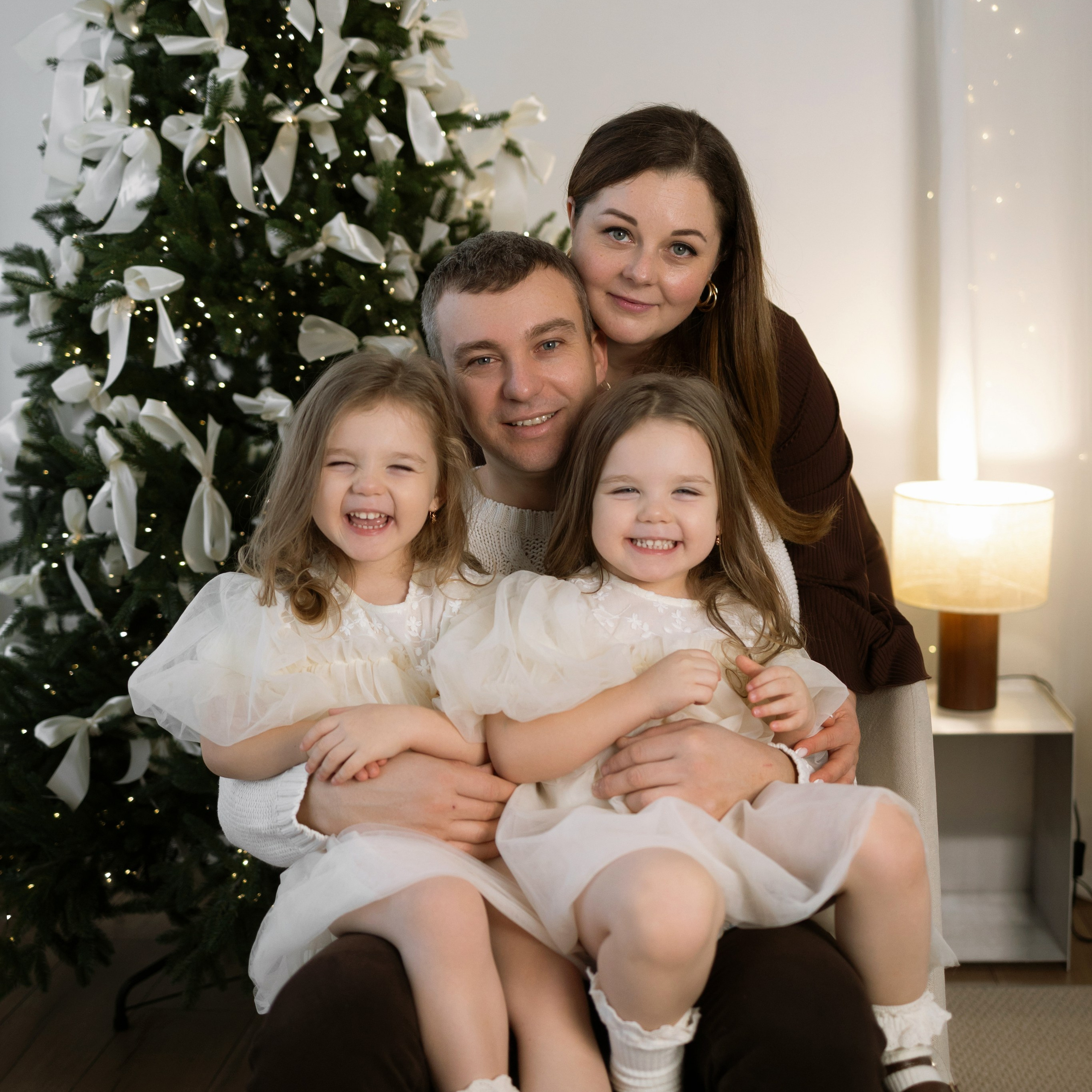 Фотосессия с маленькими деться в студии Москва. Свадебный фотограф Москва Москвовская область Санкт-Петербург