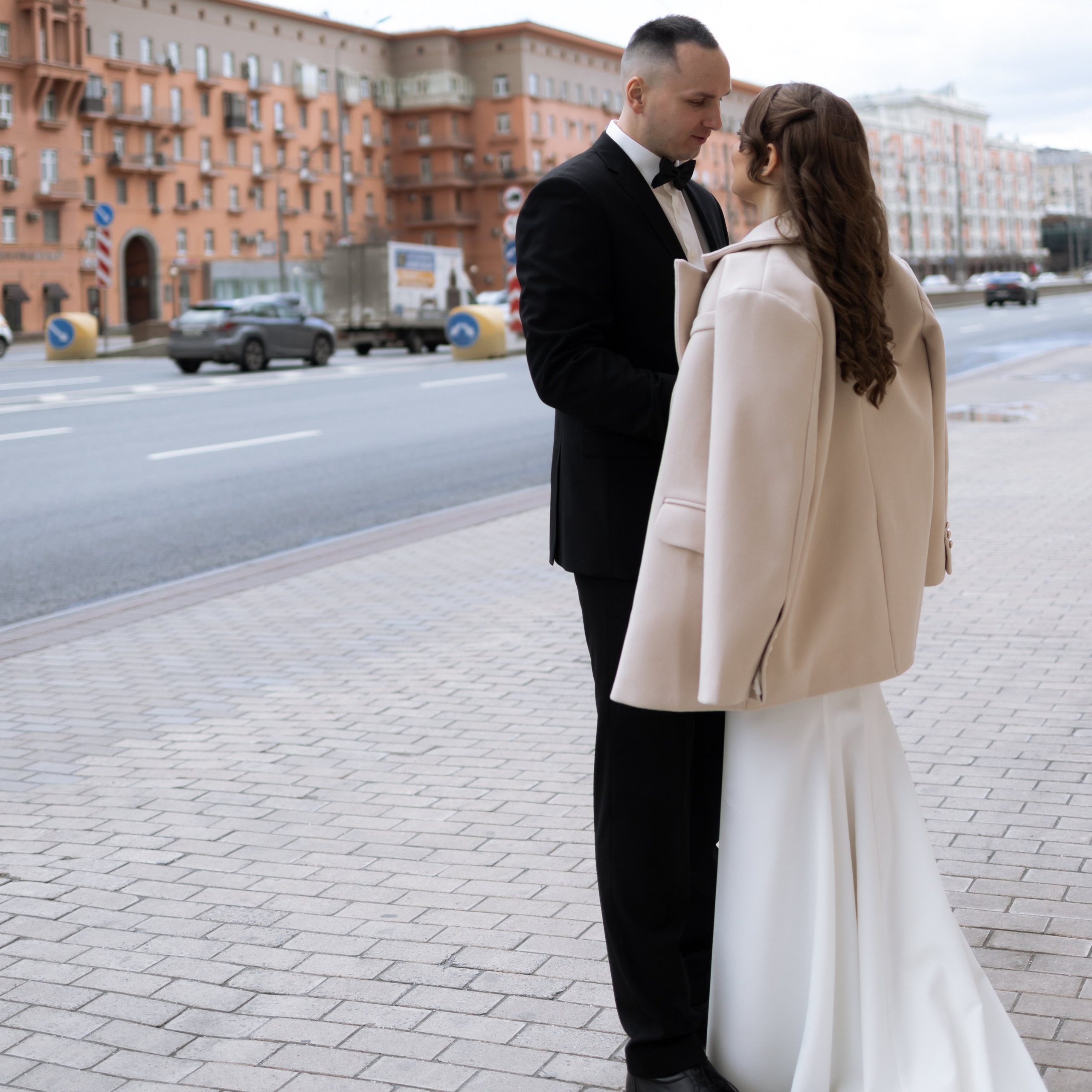 Свадебная съемка фотосессия Москва в отеле Marriott Imperial Plaza и регистрация в кутузовском загсе. Свадебный фотограф Москва Москвовская область Санкт-Петербург