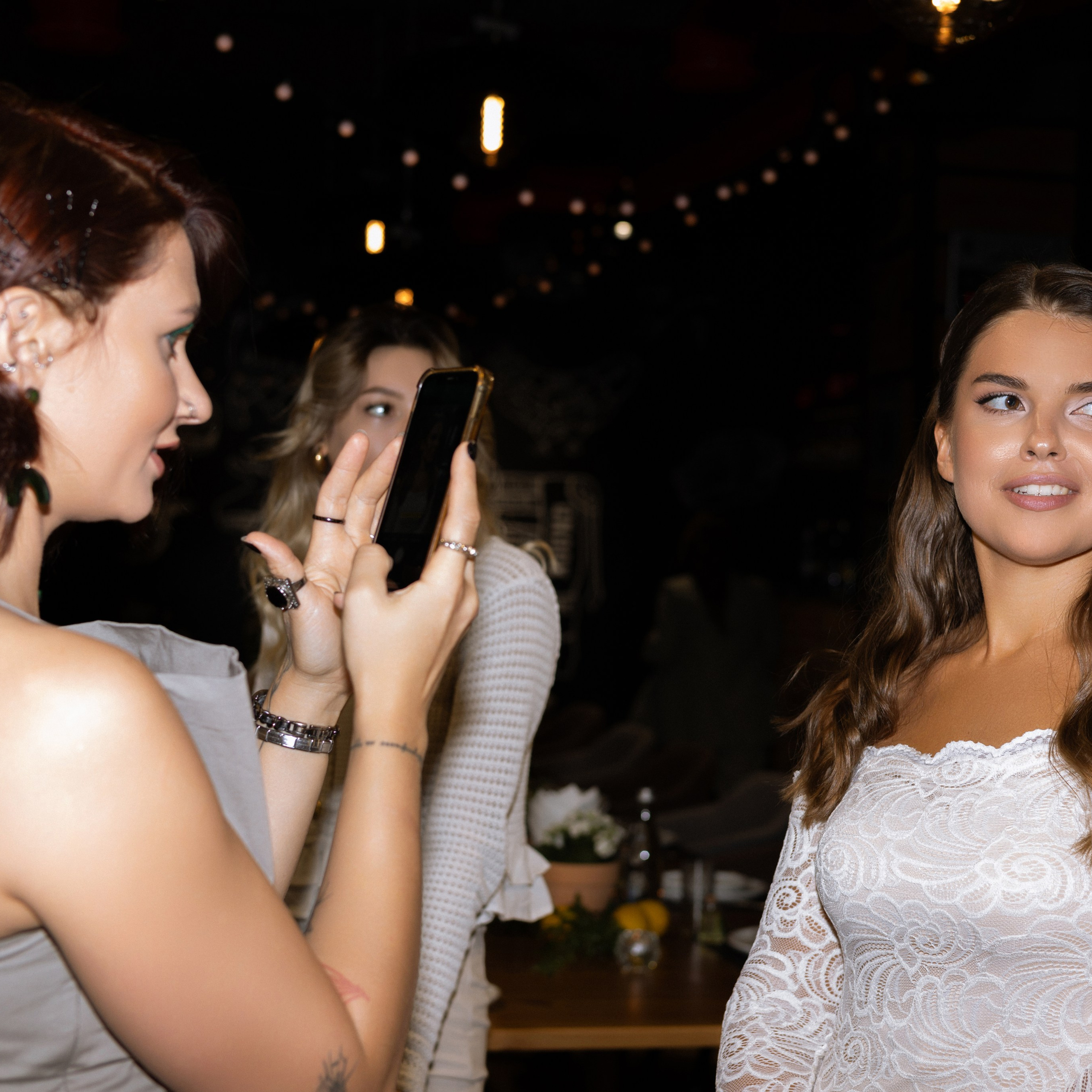 Камерная свадьба в Москве утро в отеле Рихтер регистрация в White studio Royal адреса счастья. Свадебный фотограф Москва Москвовская область Санкт-Петербург