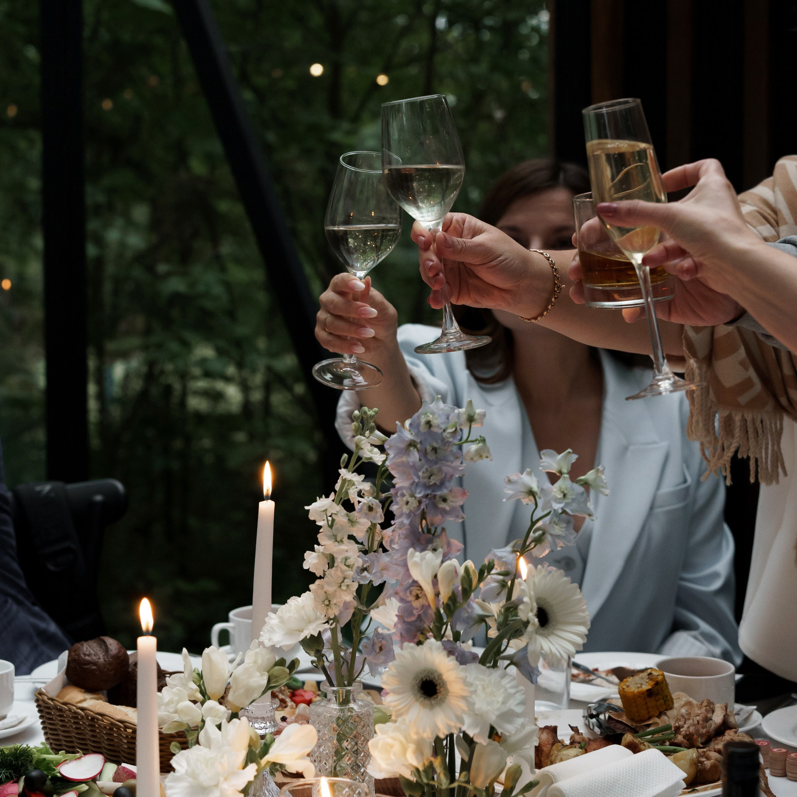 Свадьба на природе. Свадебный фотограф Москва Москвовская область Санкт-Петербург
