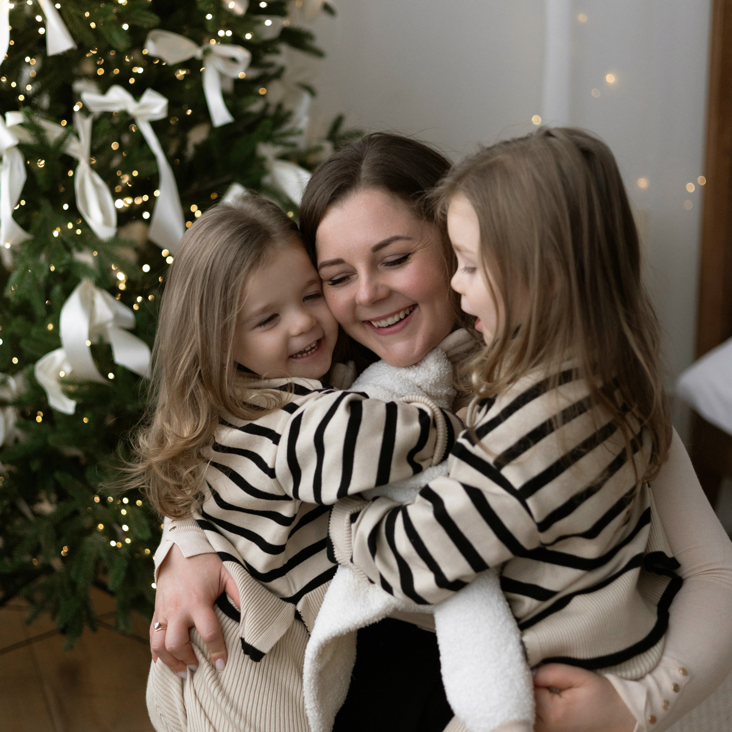 Фотосессия с маленькими деться в студии Москва. Свадебный фотограф Москва Москвовская область Санкт-Петербург