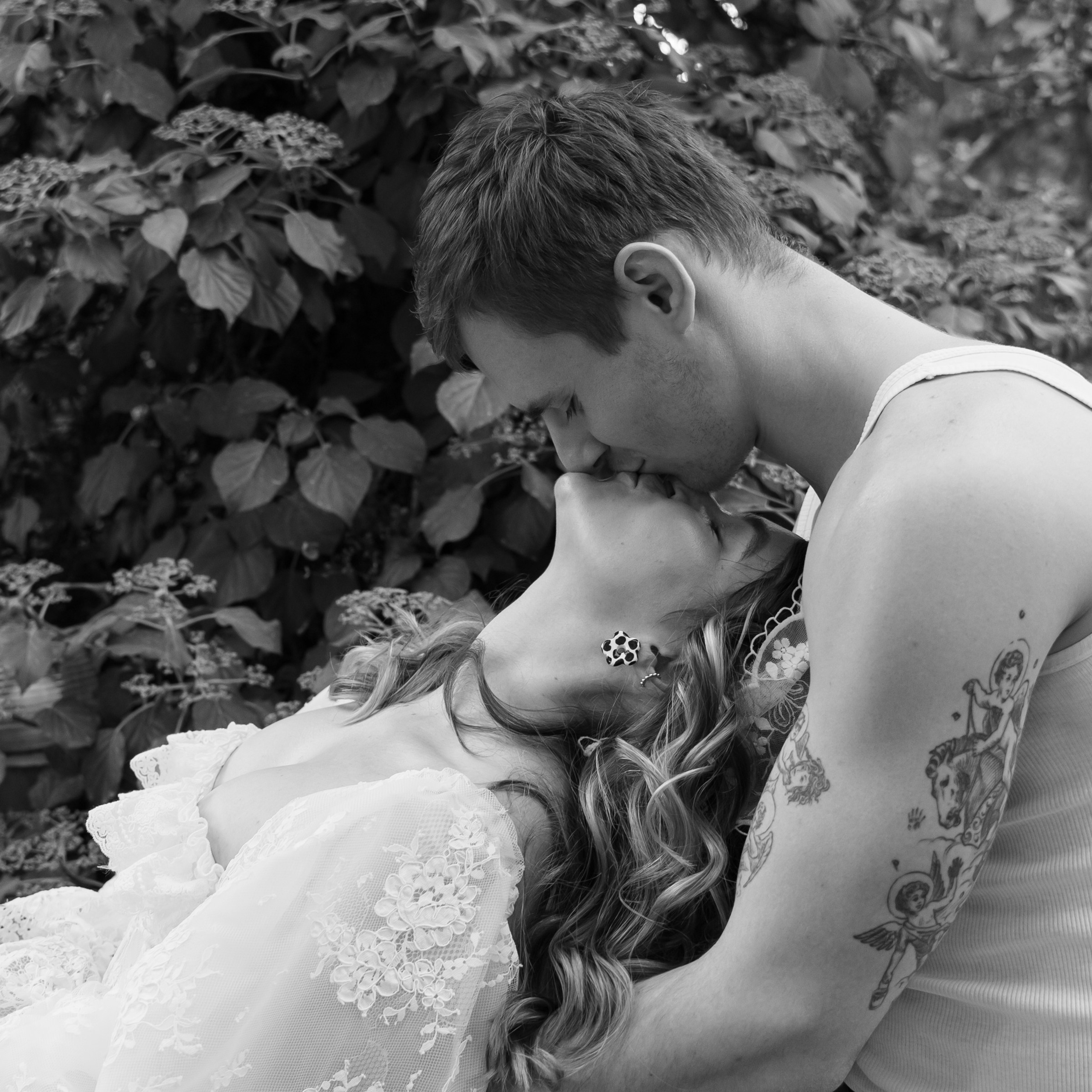 Даша и Даня загородный дом камерная свадьба. Свадебный фотограф Москва Москвовская область Санкт-Петербург