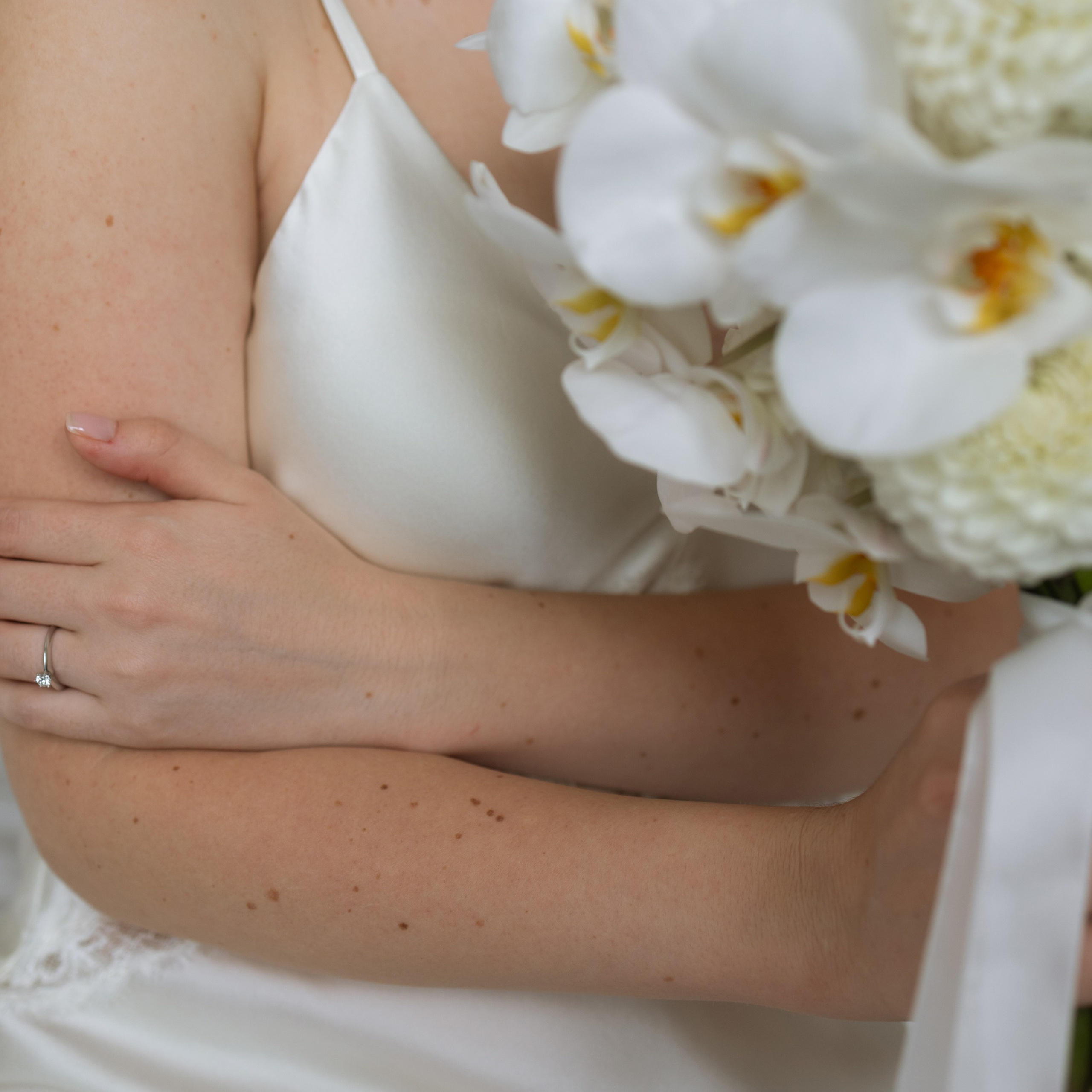 Регисрация брака в Пушкинской библиотеке и камерный свадебный ужин в кругу семьи в ресторане Ривьера. Свадебный фотограф Москва Москвовская область Санкт-Петербург