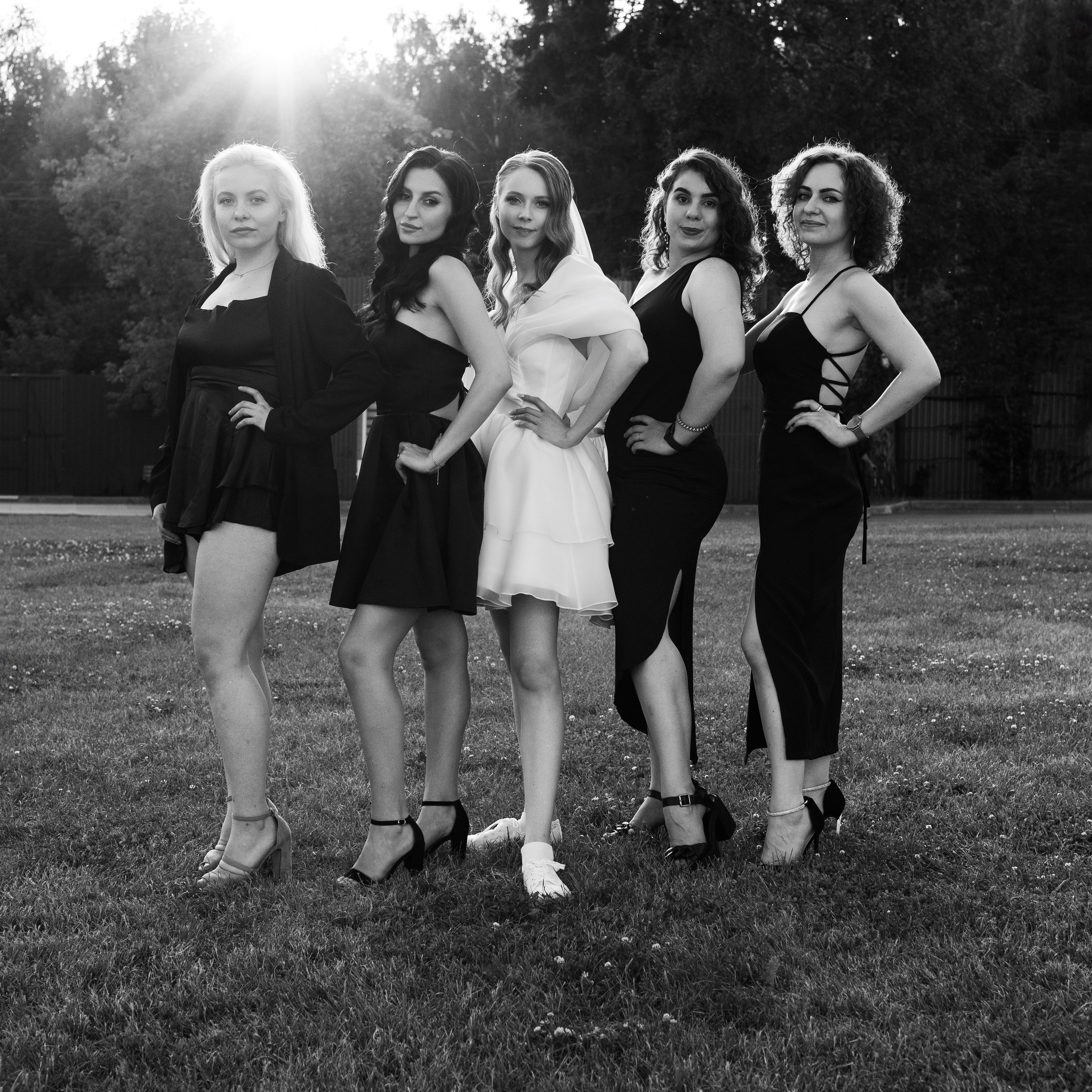 Свадьба на 50 человек на озере Сенеж площадка the Sun выездная регистрация. Свадебный фотограф Москва Москвовская область Санкт-Петербург