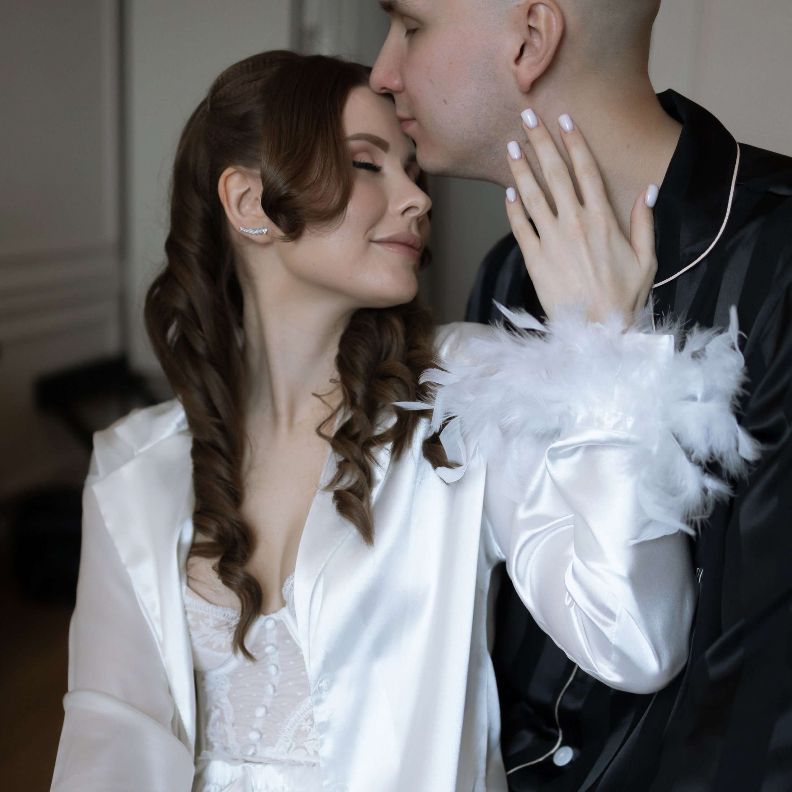 Свадебная съемка фотосессия Москва в отеле Marriott Imperial Plaza и регистрация в кутузовском загсе. Свадебный фотограф Москва Москвовская область Санкт-Петербург