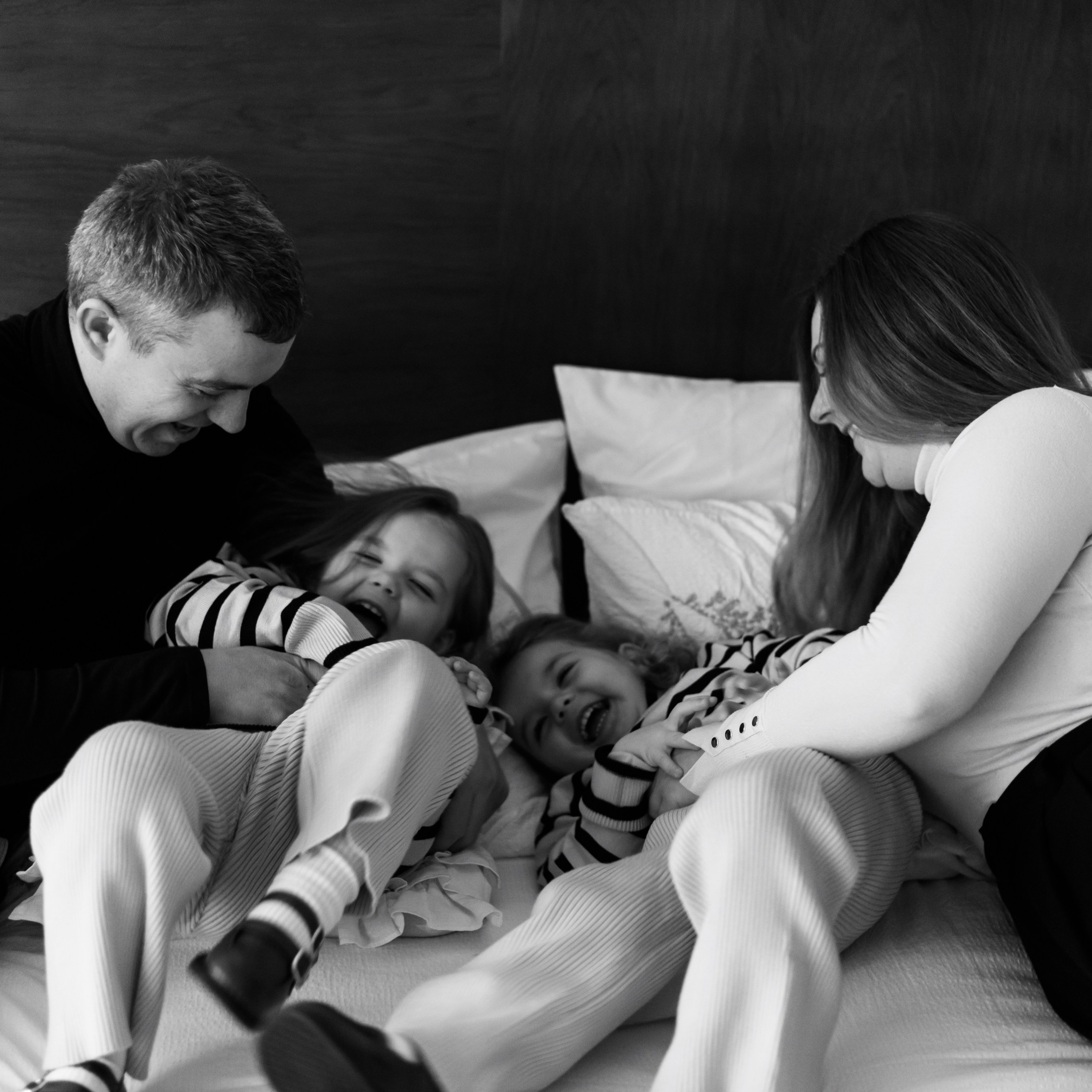 Фотосессия с маленькими деться в студии Москва. Свадебный фотограф Москва Москвовская область Санкт-Петербург