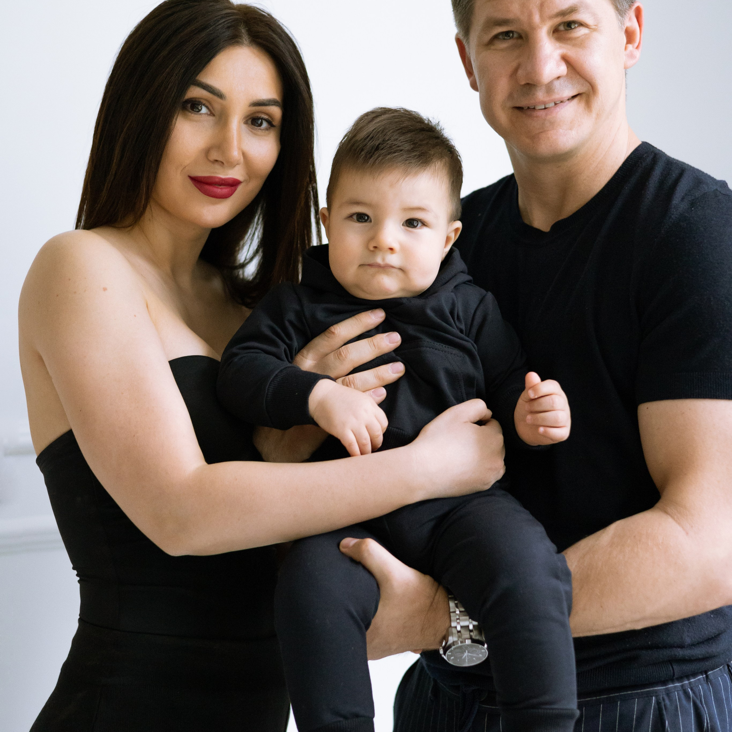 Семейная фотосессия на год. Свадебный фотограф Москва Москвовская область Санкт-Петербург