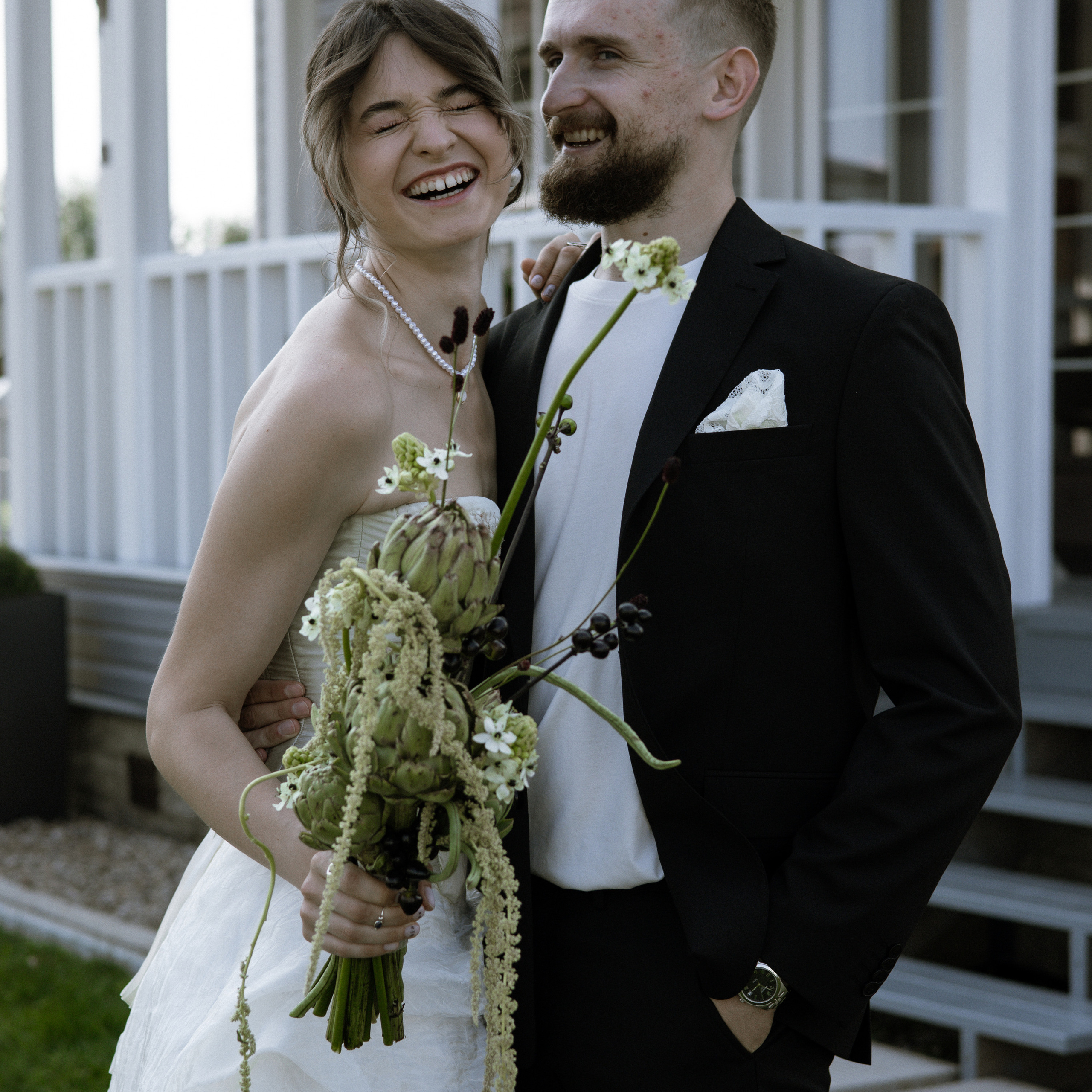 Vnukovo Village свадебная фотосессия с выездной регистрацияей жарким августом утро невесты в доме на природе и выездная регистрация. Свадебный фотограф Москва Москвовская область Санкт-Петербург