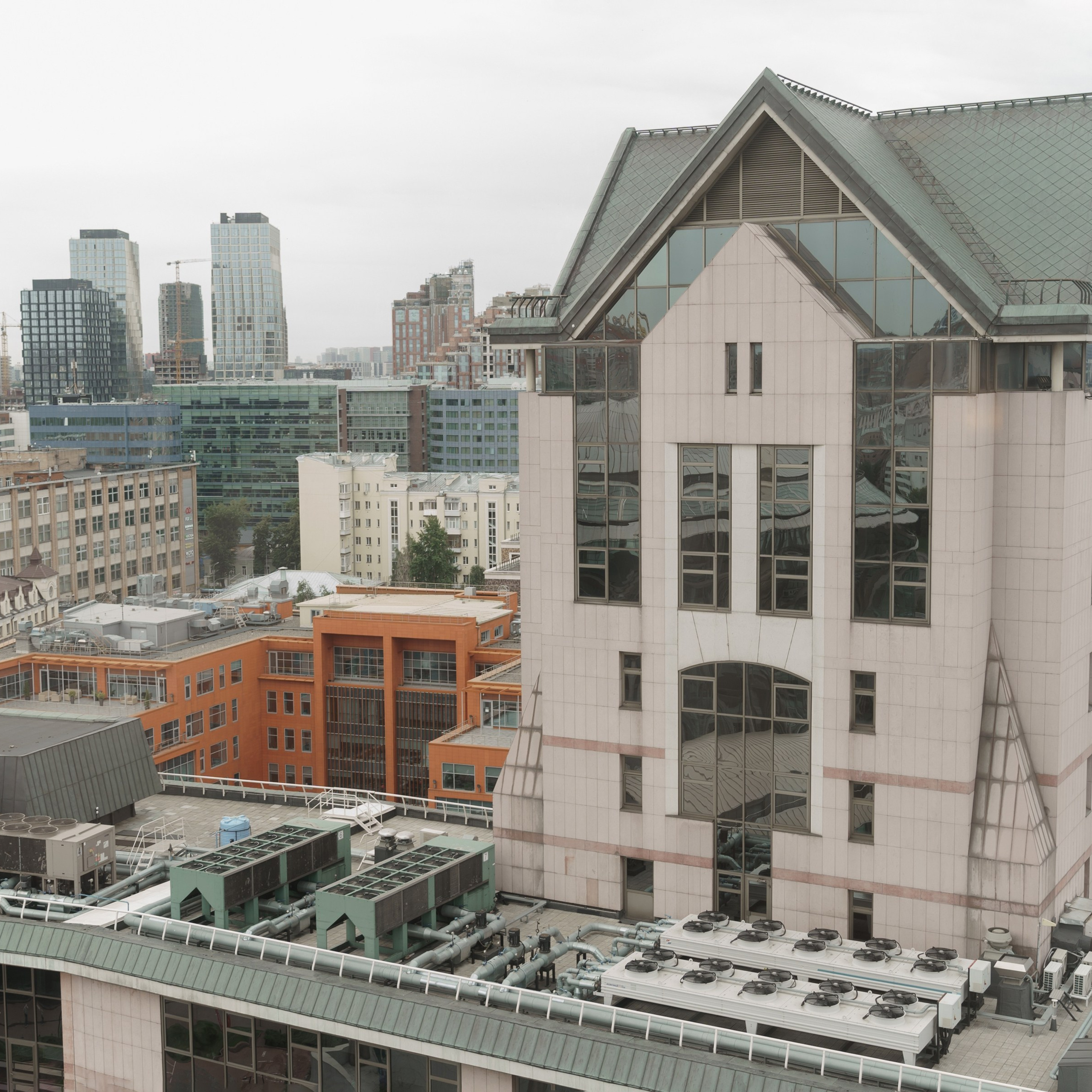 Таня и Артем городская свадьба. Свадебный фотограф Москва Москвовская область Санкт-Петербург