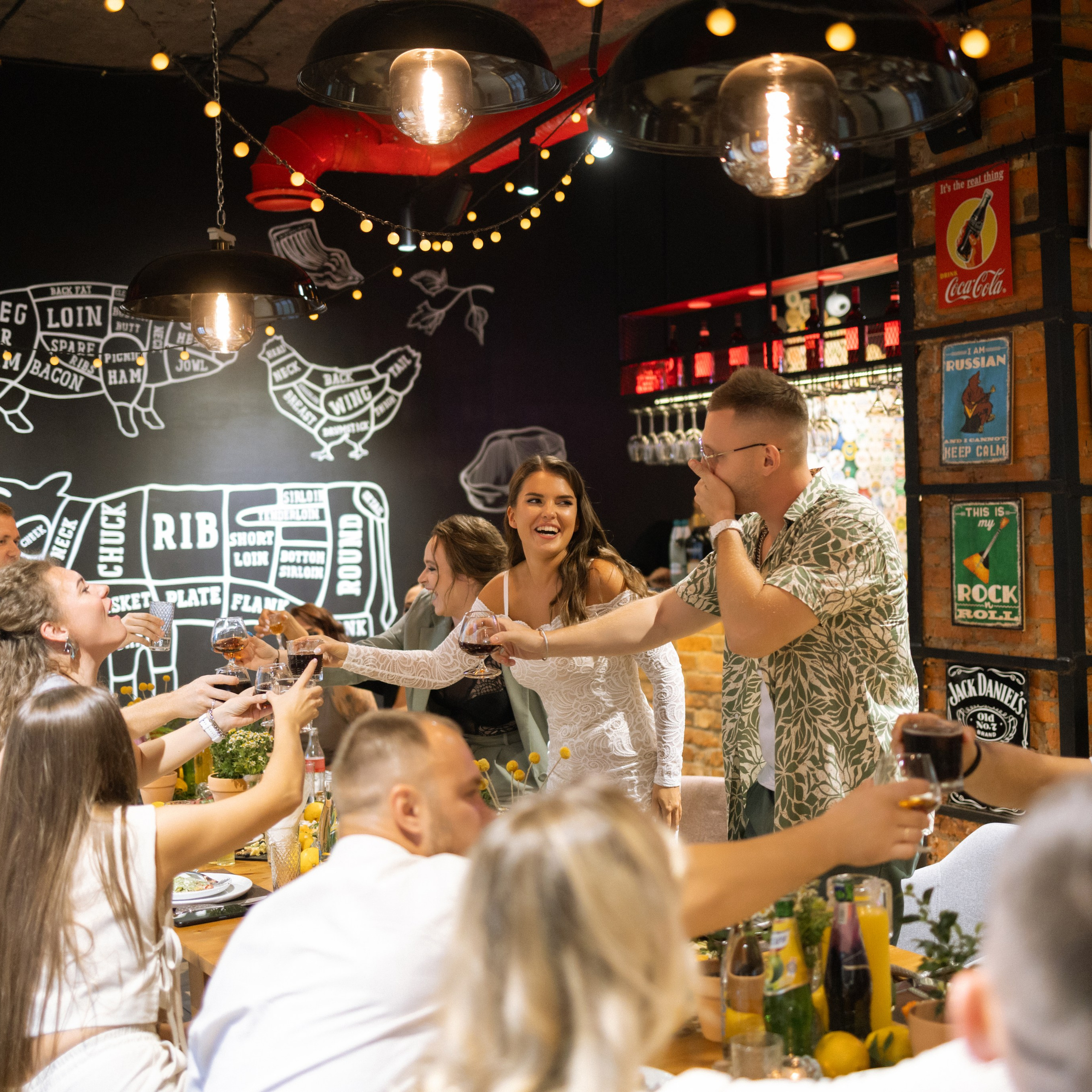 Камерная свадьба в Москве утро в отеле Рихтер регистрация в White studio Royal адреса счастья. Свадебный фотограф Москва Москвовская область Санкт-Петербург