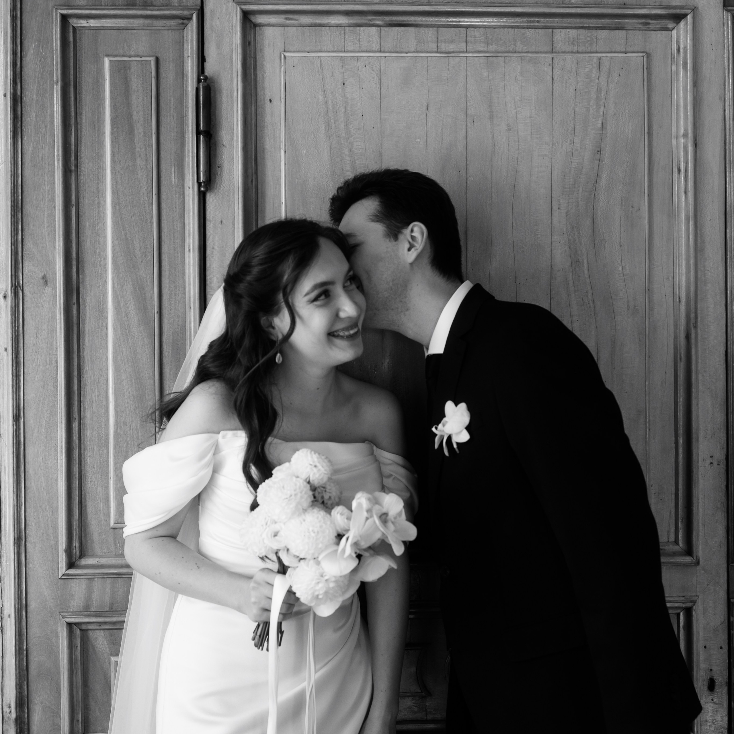 Регисрация брака в Пушкинской библиотеке и камерный свадебный ужин в кругу семьи в ресторане Ривьера. Свадебный фотограф Москва Москвовская область Санкт-Петербург