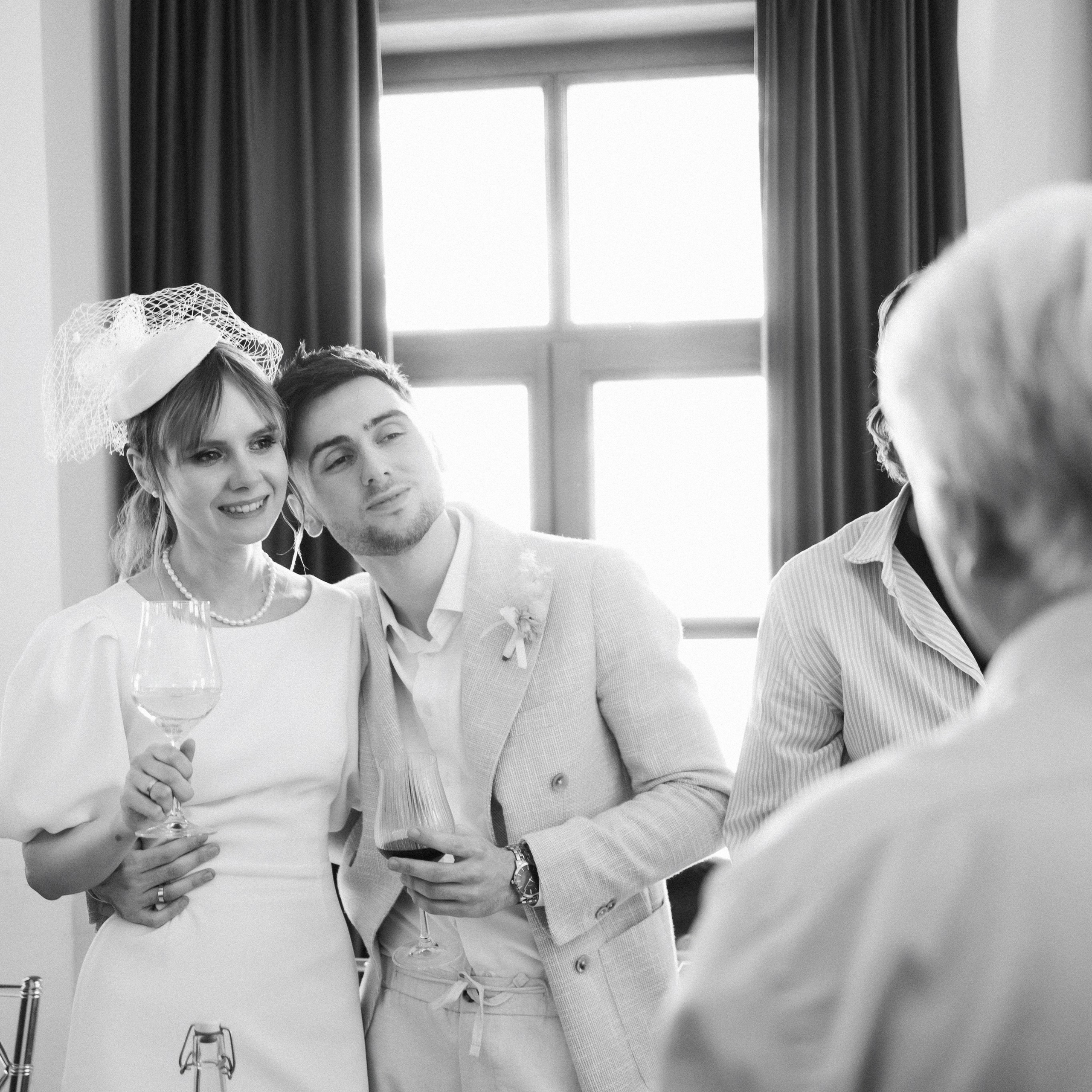 Свадебная фотосессия с банкетом Москва 21kult винтажная свадьба. Свадебный фотограф Москва Москвовская область Санкт-Петербург