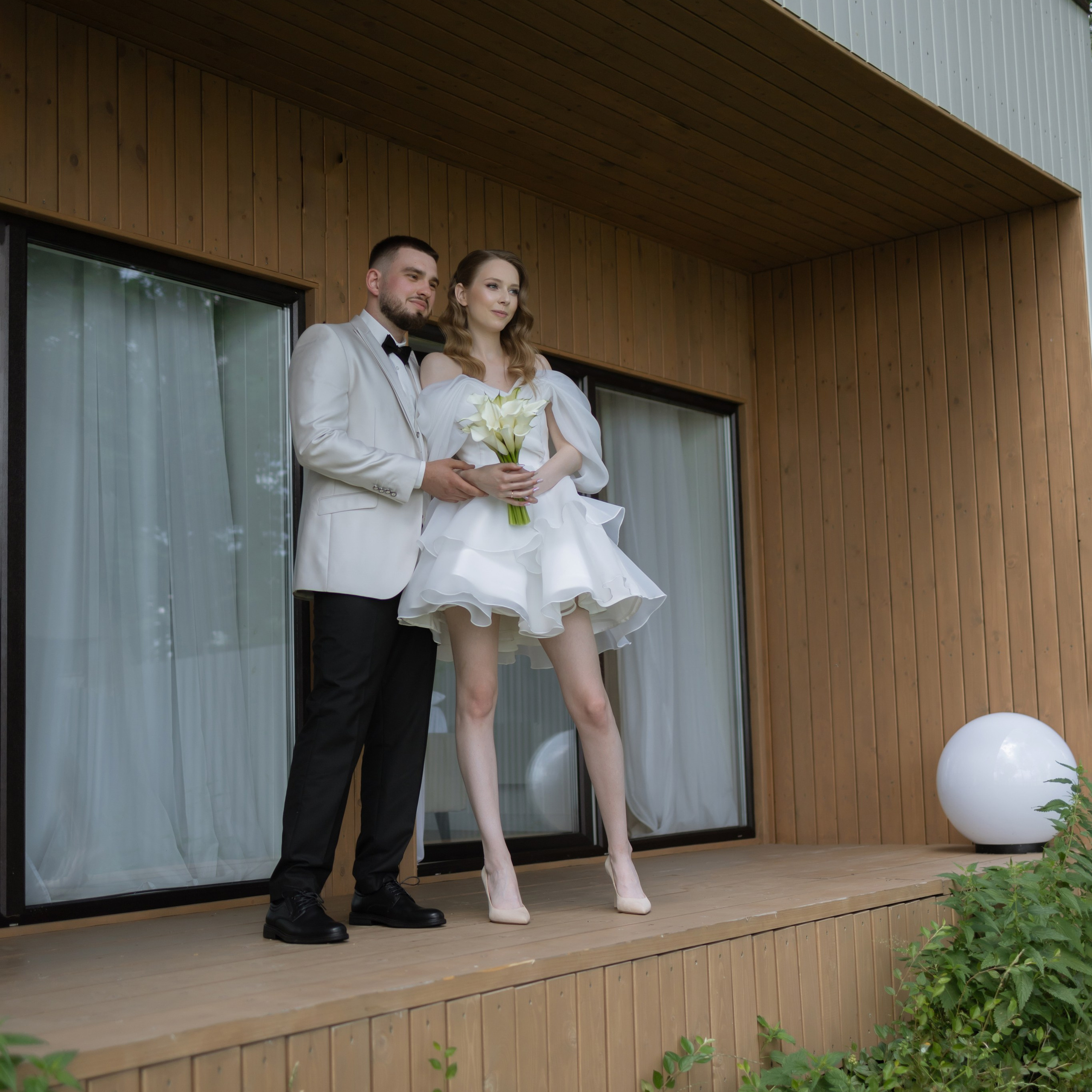 Свадьба на 50 человек на озере Сенеж площадка the Sun выездная регистрация. Свадебный фотограф Москва Москвовская область Санкт-Петербург