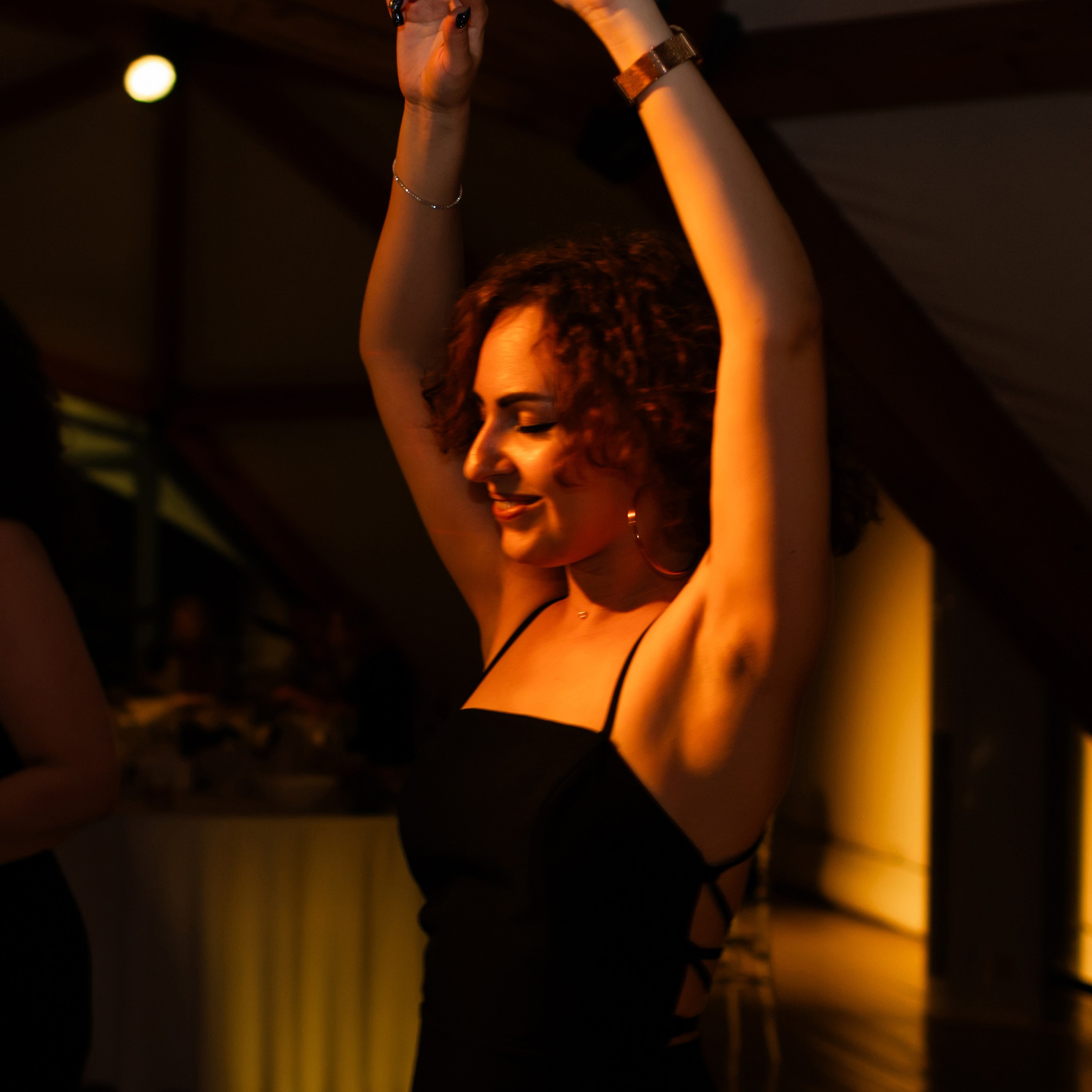 Свадьба на 50 человек на озере Сенеж площадка the Sun выездная регистрация. Свадебный фотограф Москва Москвовская область Санкт-Петербург