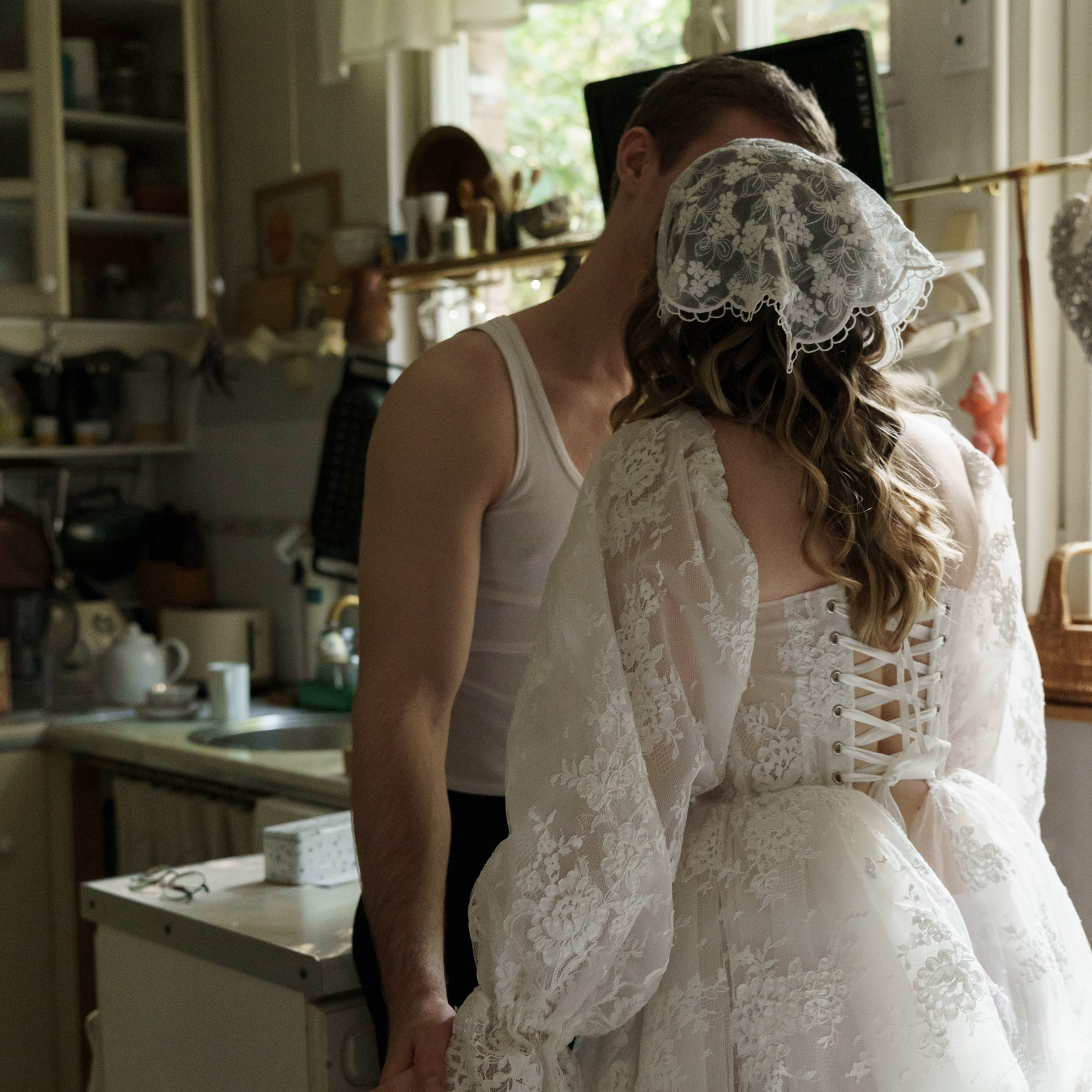 Даша и Даня загородный дом камерная свадьба. Свадебный фотограф Москва Москвовская область Санкт-Петербург