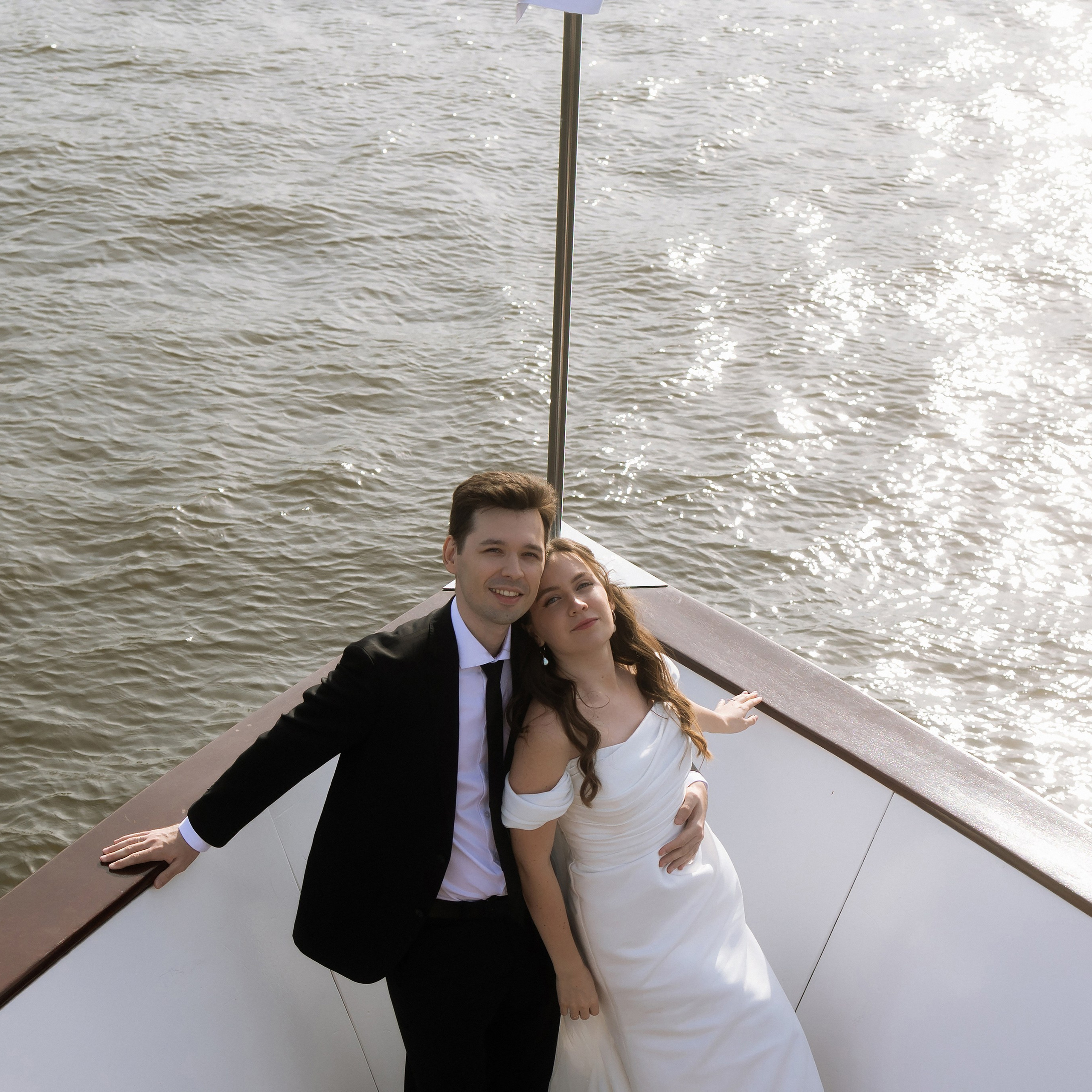 Регисрация брака в Пушкинской библиотеке и камерный свадебный ужин в кругу семьи в ресторане Ривьера. Свадебный фотограф Москва Москвовская область Санкт-Петербург