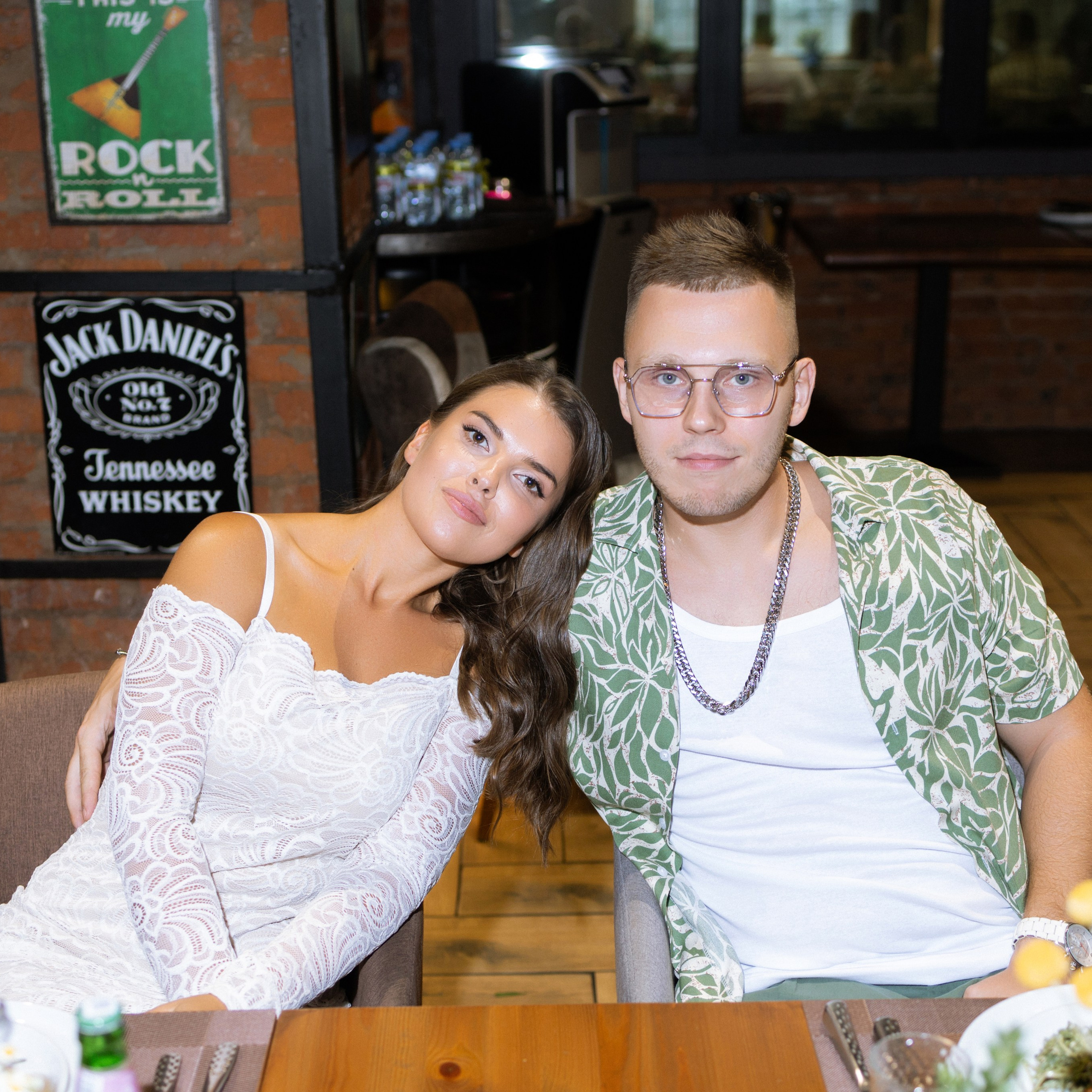 Камерная свадьба в Москве утро в отеле Рихтер регистрация в White studio Royal адреса счастья. Свадебный фотограф Москва Москвовская область Санкт-Петербург