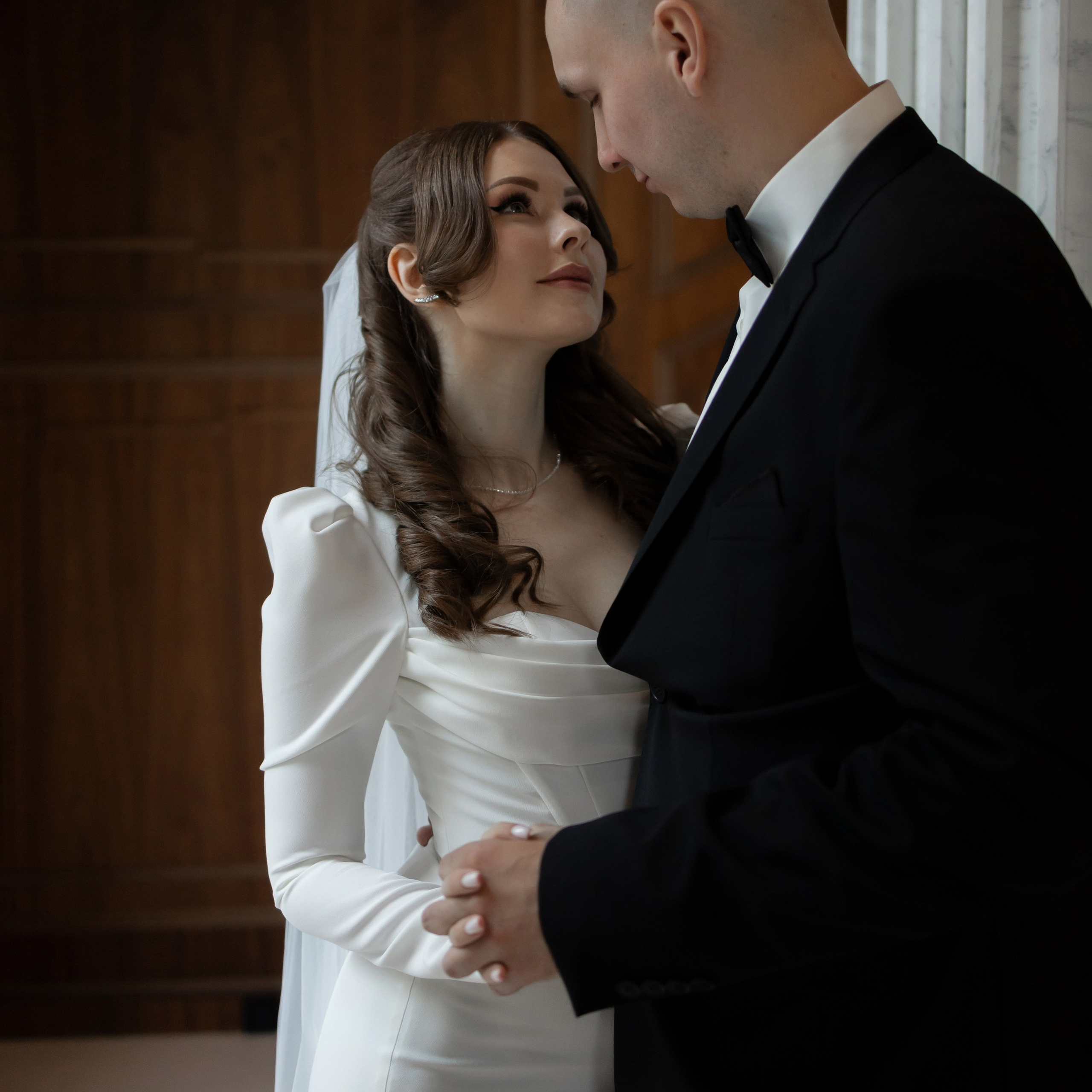 Свадебная съемка фотосессия Москва в отеле Marriott Imperial Plaza и регистрация в кутузовском загсе. Свадебный фотограф Москва Москвовская область Санкт-Петербург