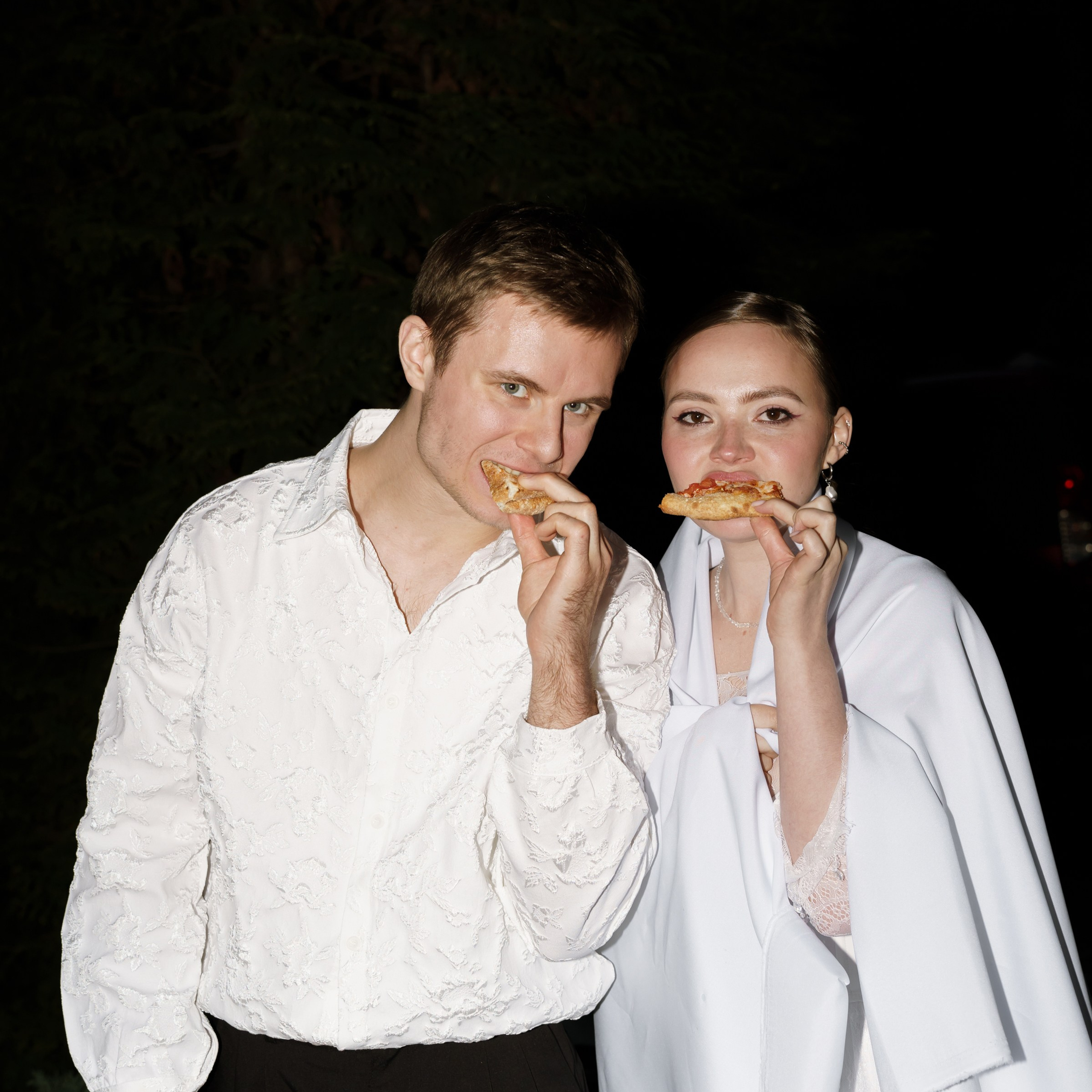 Даша и Даня загородный дом камерная свадьба. Свадебный фотограф Москва Москвовская область Санкт-Петербург