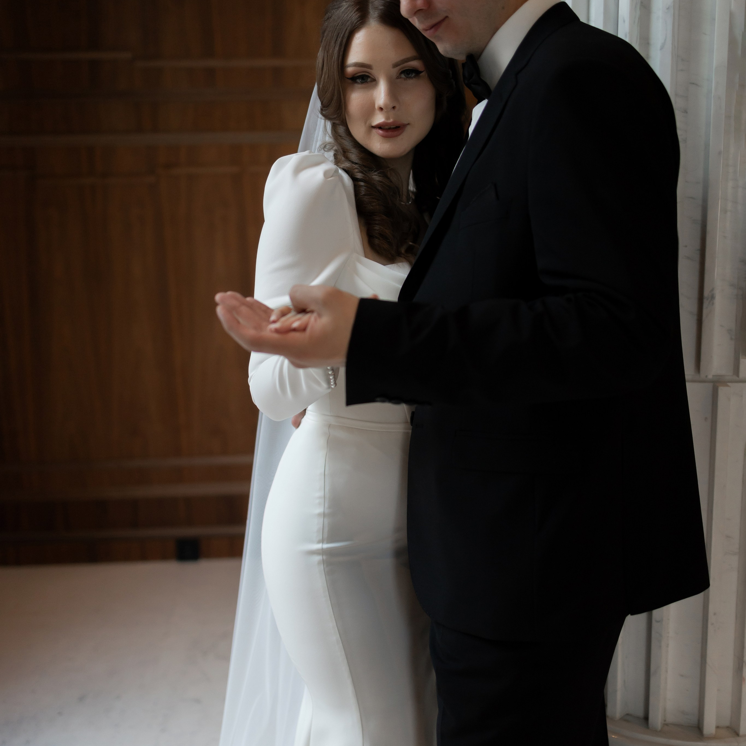 Свадебная съемка фотосессия Москва в отеле Marriott Imperial Plaza и регистрация в кутузовском загсе. Свадебный фотограф Москва Москвовская область Санкт-Петербург