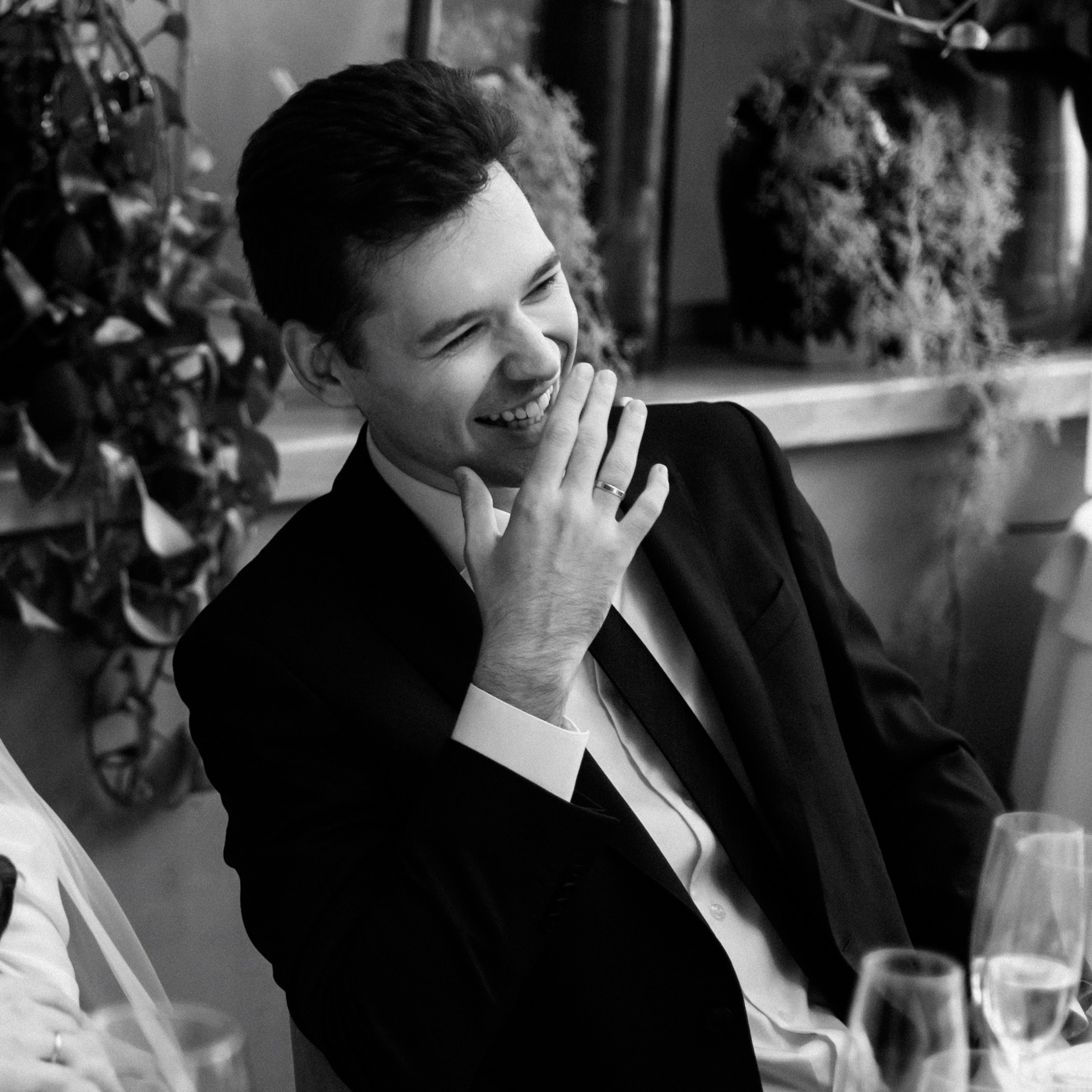 Регисрация брака в Пушкинской библиотеке и камерный свадебный ужин в кругу семьи в ресторане Ривьера. Свадебный фотограф Москва Москвовская область Санкт-Петербург