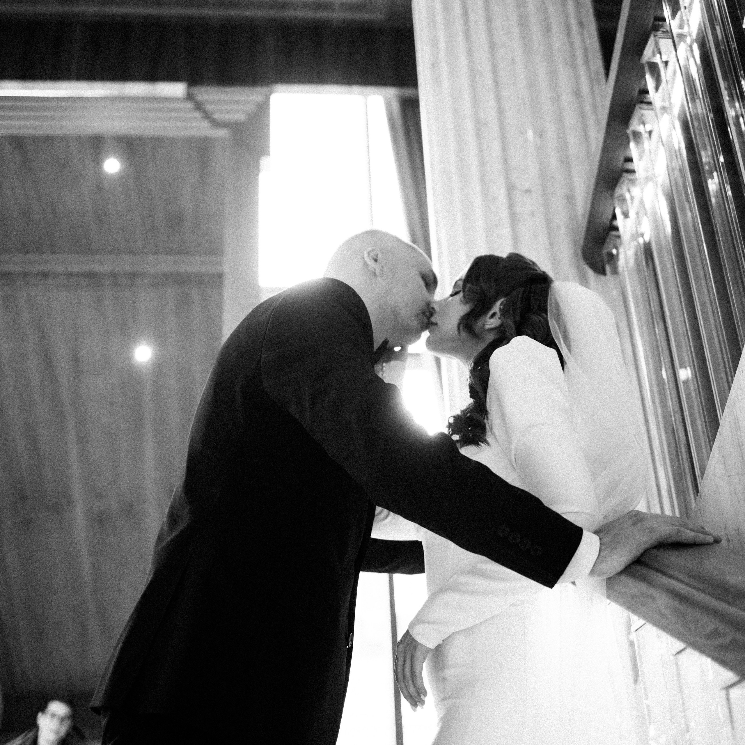 Свадебная съемка фотосессия Москва в отеле Marriott Imperial Plaza и регистрация в кутузовском загсе. Свадебный фотограф Москва Москвовская область Санкт-Петербург