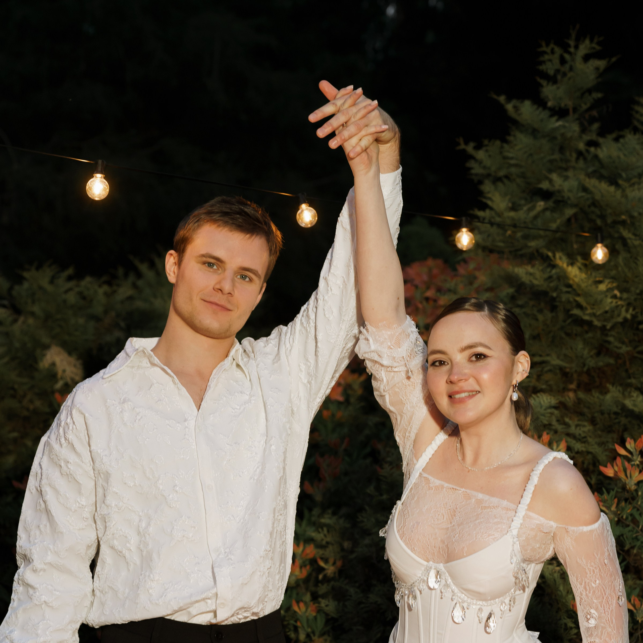 Даша и Даня загородный дом камерная свадьба. Свадебный фотограф Москва Москвовская область Санкт-Петербург