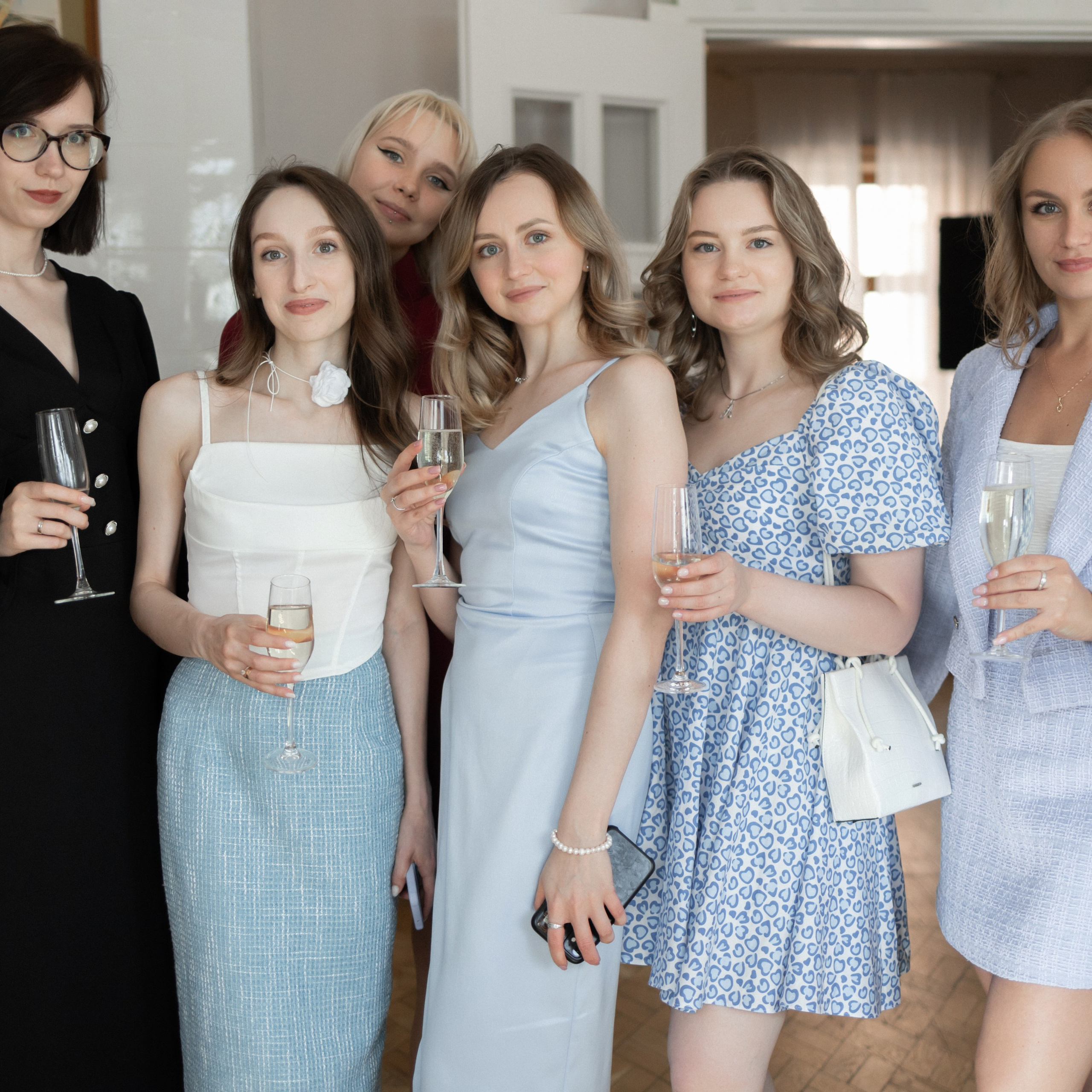 Свадебная фотосессия с банкетом Москва 21kult винтажная свадьба. Свадебный фотограф Москва Москвовская область Санкт-Петербург