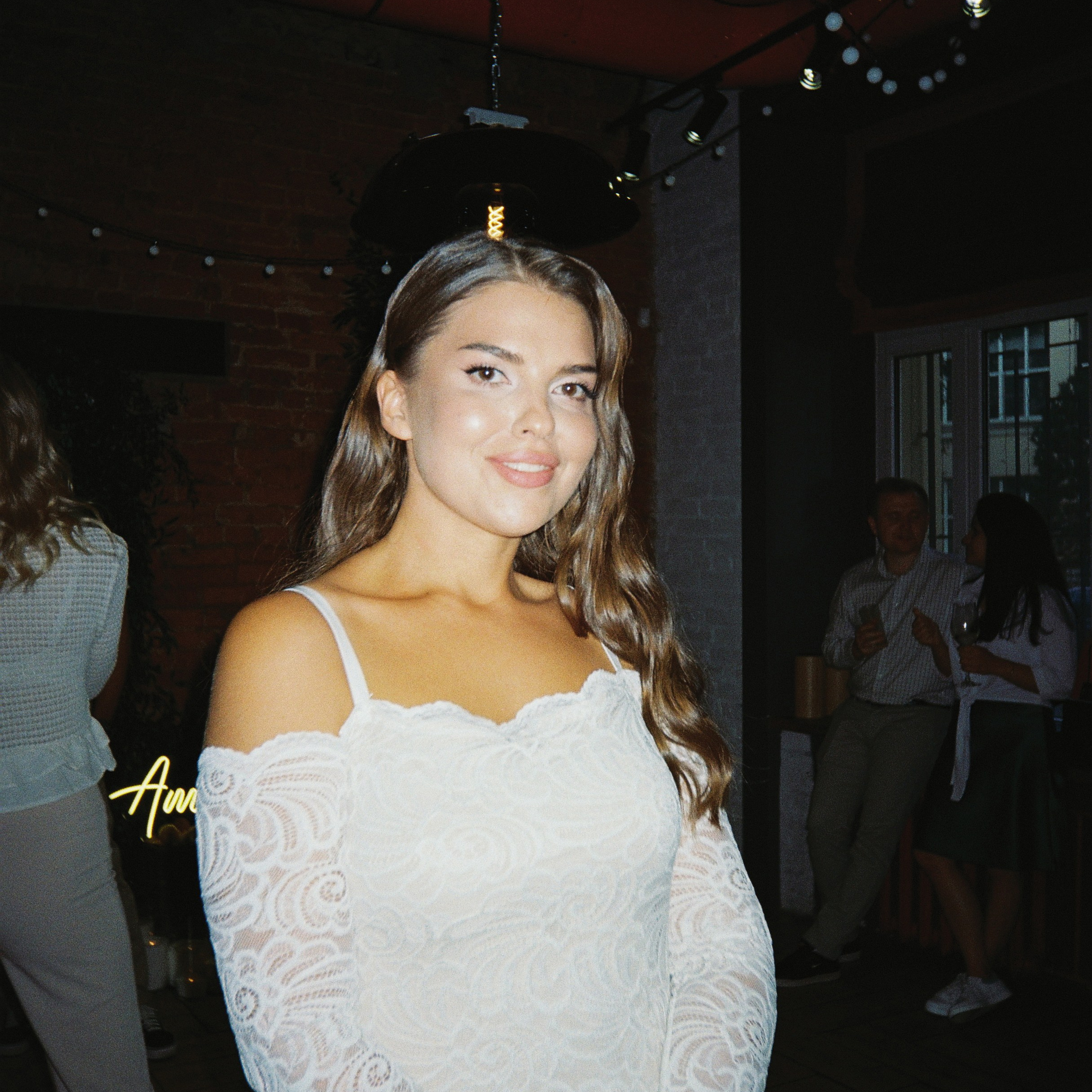 Камерная свадьба в Москве утро в отеле Рихтер регистрация в White studio Royal адреса счастья. Свадебный фотограф Москва Москвовская область Санкт-Петербург