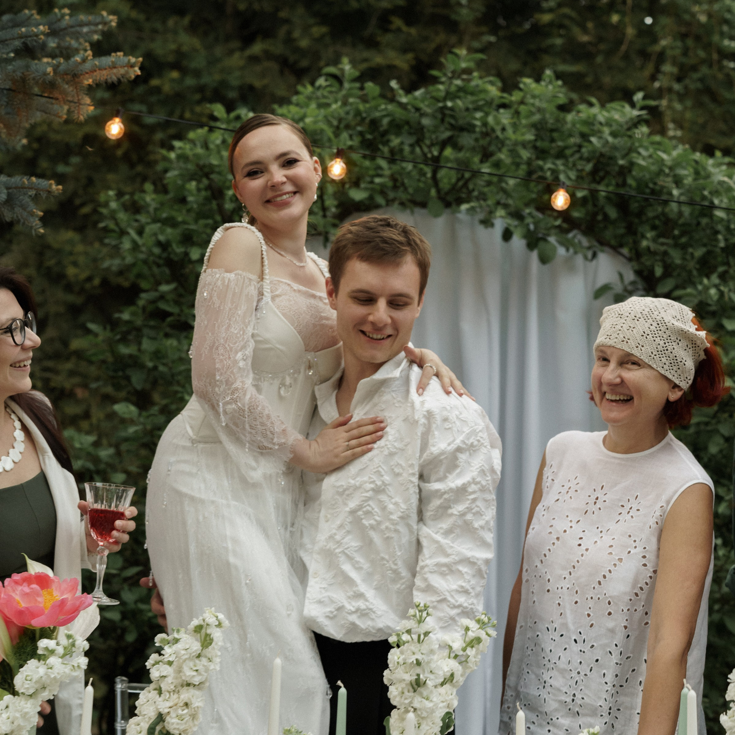 Даша и Даня загородный дом камерная свадьба. Свадебный фотограф Москва Москвовская область Санкт-Петербург