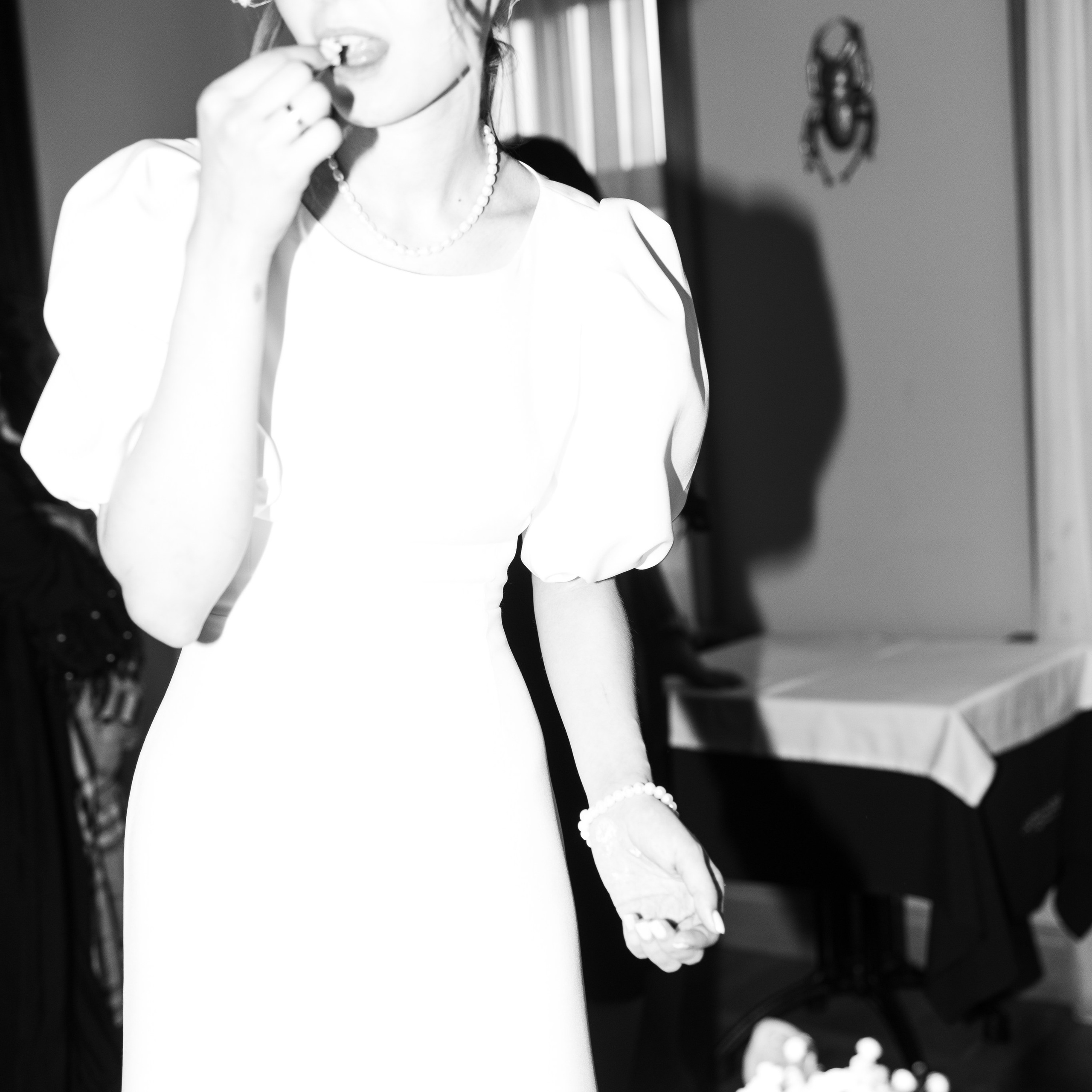 Свадебная фотосессия с банкетом Москва 21kult винтажная свадьба. Свадебный фотограф Москва Москвовская область Санкт-Петербург