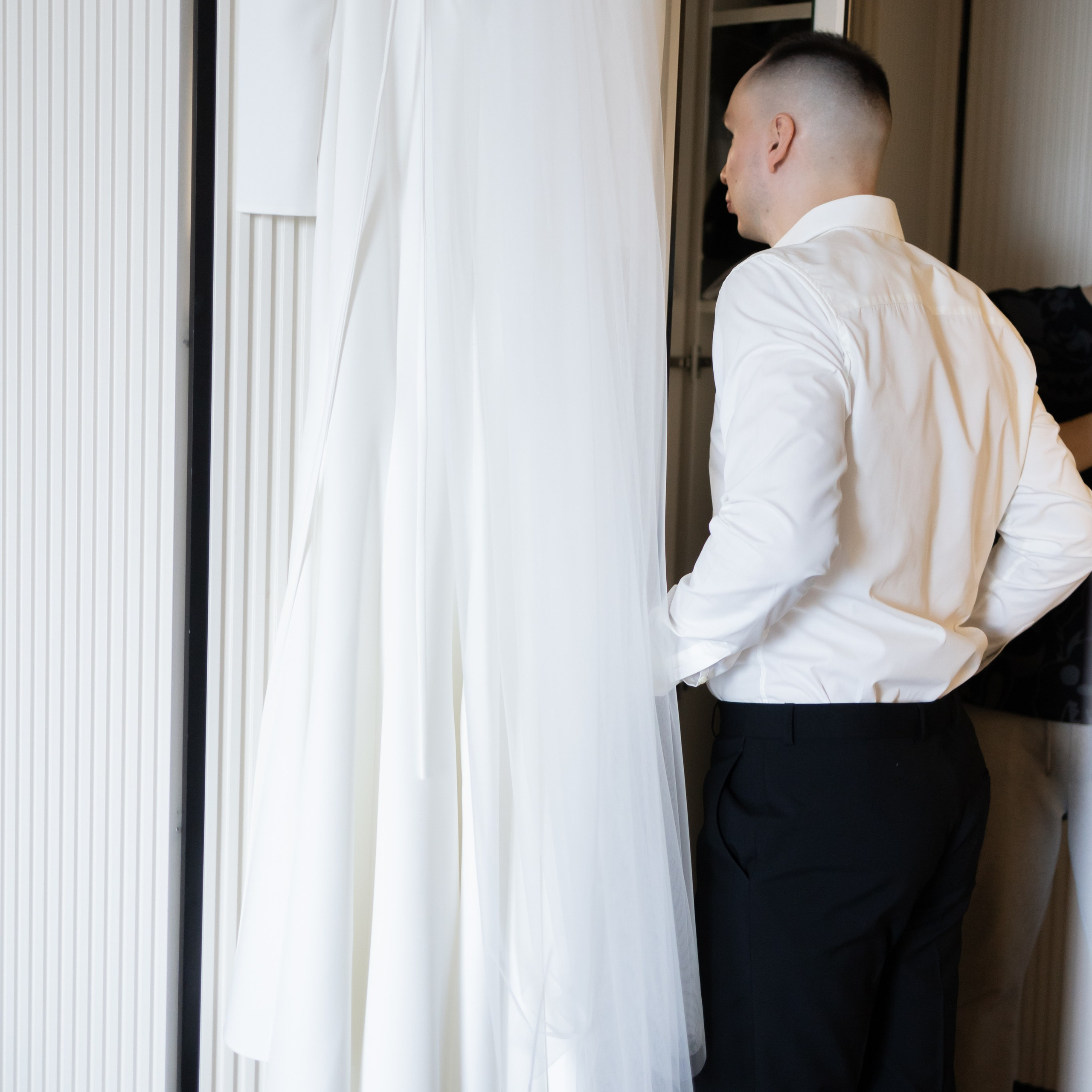 Свадебная съемка фотосессия Москва в отеле Marriott Imperial Plaza и регистрация в кутузовском загсе. Свадебный фотограф Москва Москвовская область Санкт-Петербург