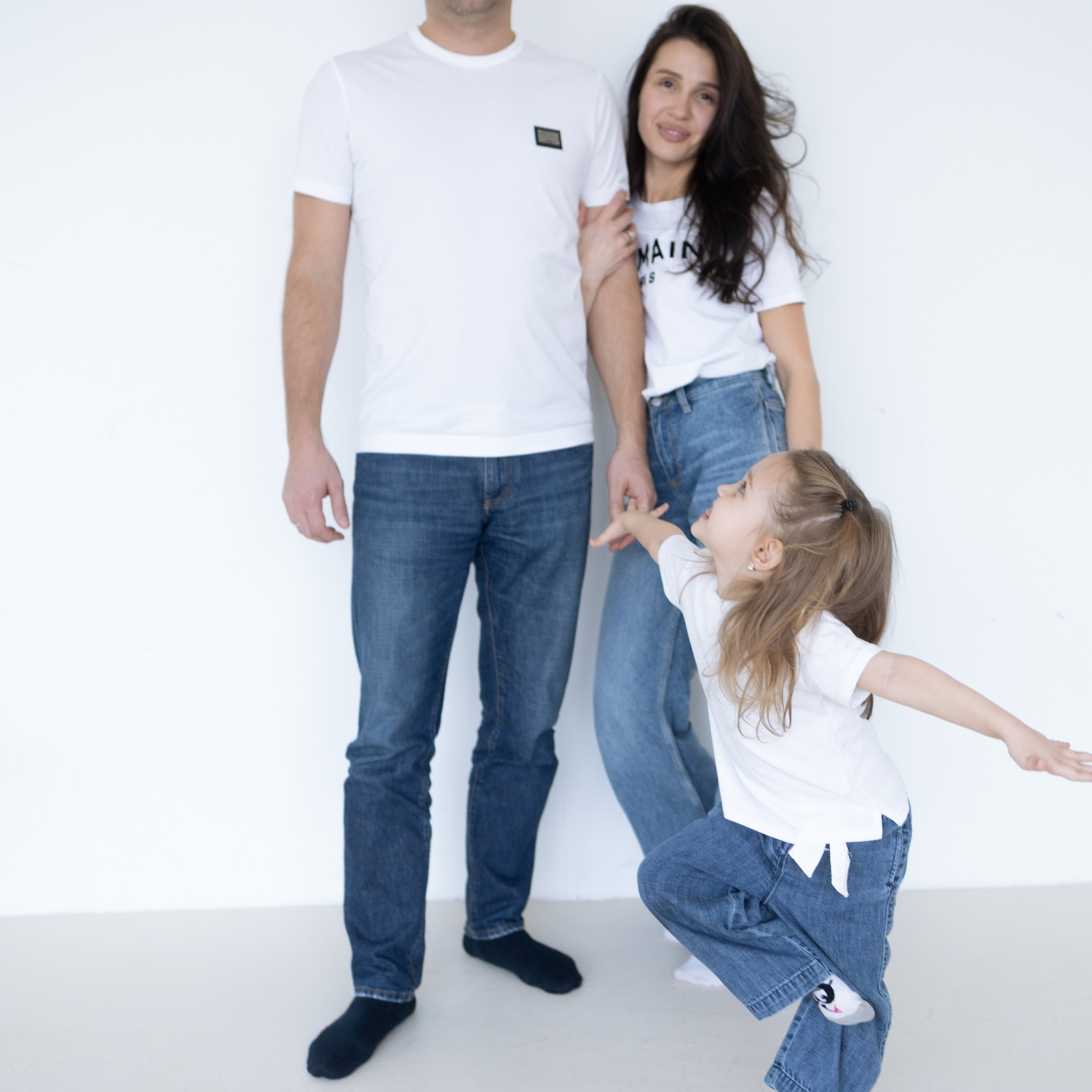 Фотосессия на 4 года в студии Москва. Свадебный фотограф Москва Москвовская область Санкт-Петербург