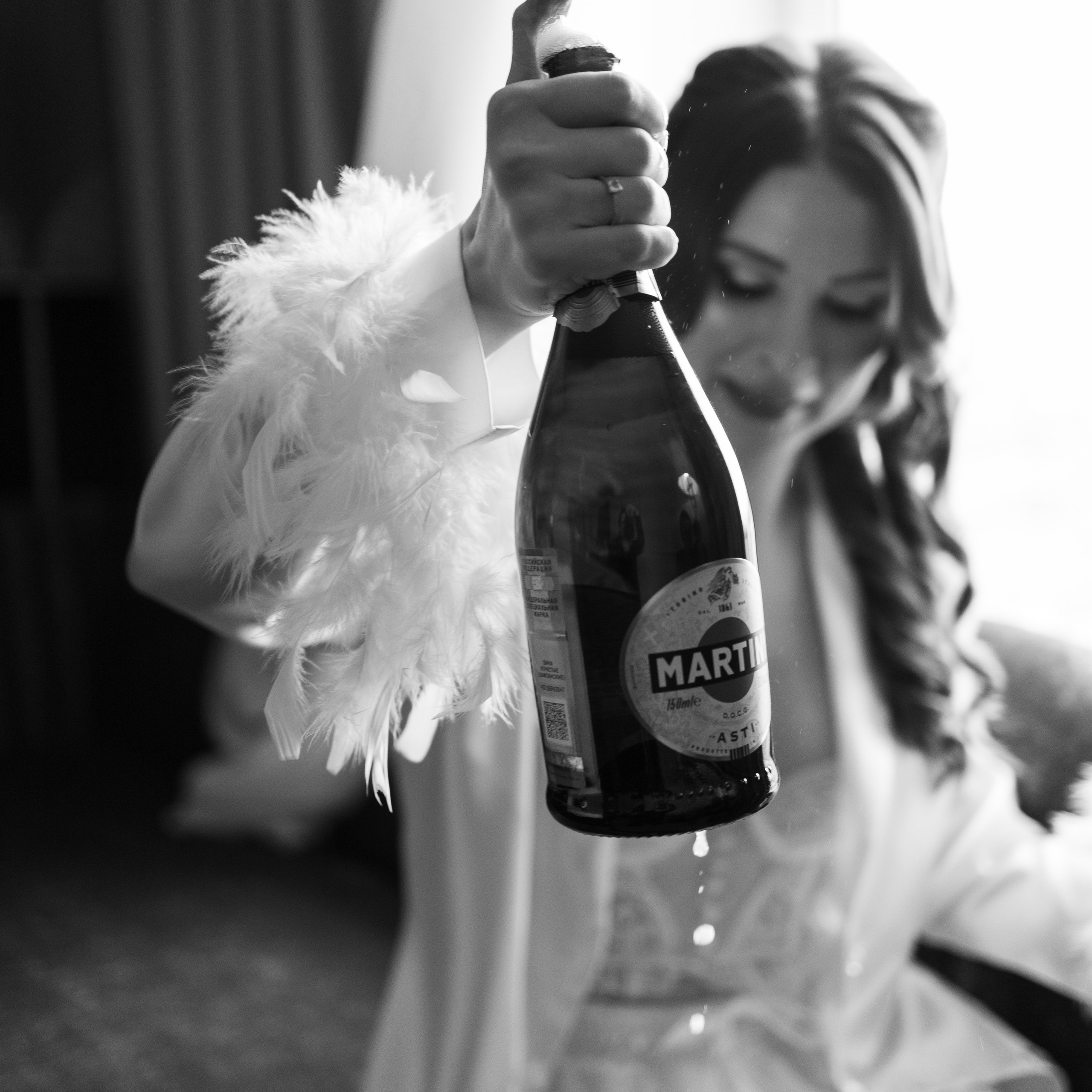 Свадебная съемка фотосессия Москва в отеле Marriott Imperial Plaza и регистрация в кутузовском загсе. Свадебный фотограф Москва Москвовская область Санкт-Петербург