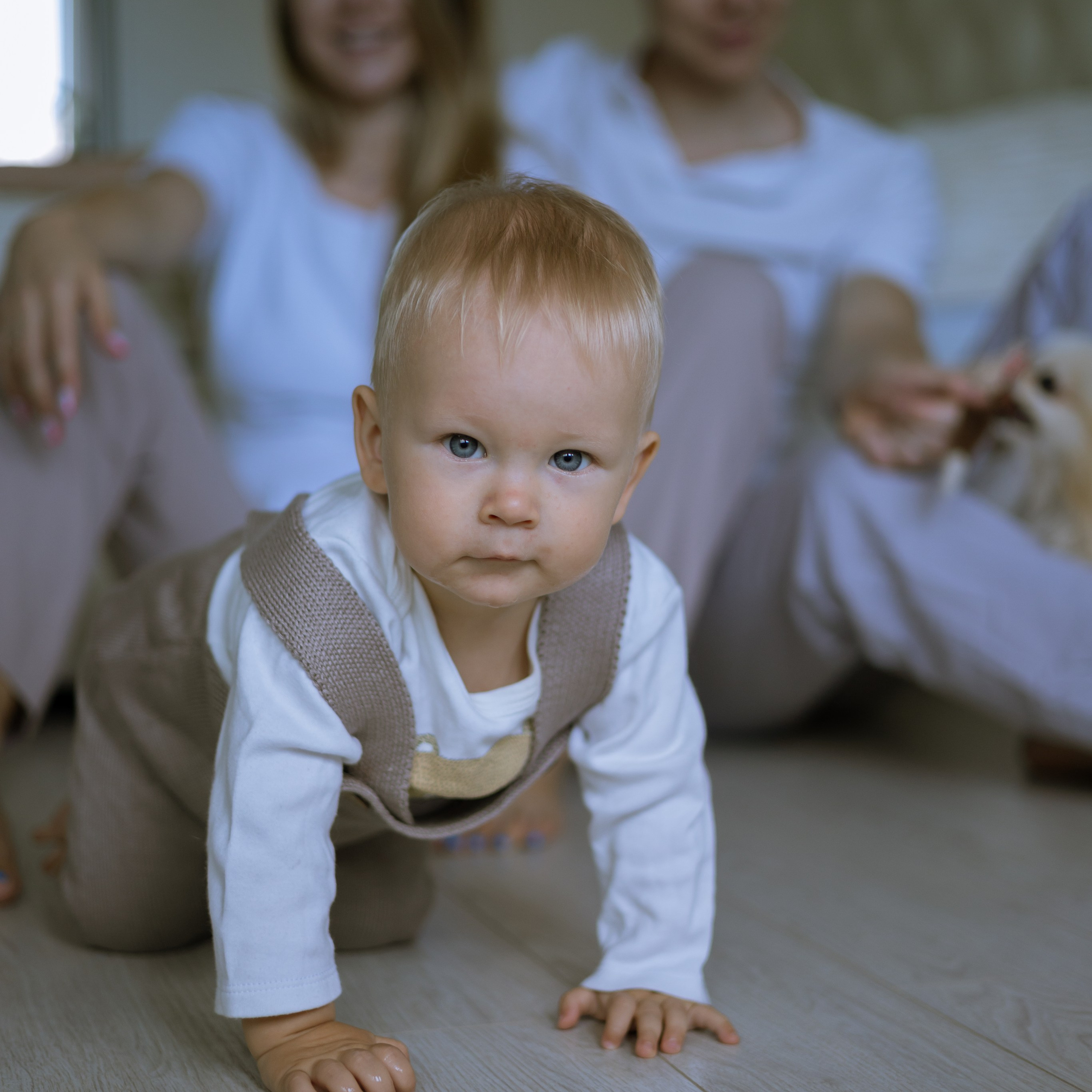 Семейная фотосессия Домашняя Москва. Свадебный фотограф Москва Москвовская область Санкт-Петербург