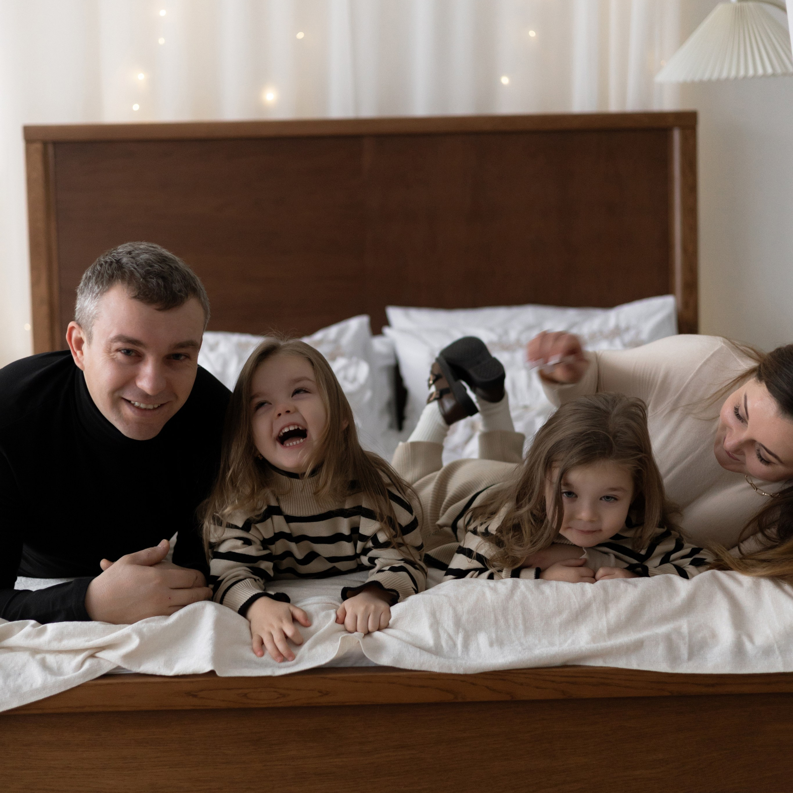 Фотосессия с маленькими деться в студии Москва. Свадебный фотограф Москва Москвовская область Санкт-Петербург