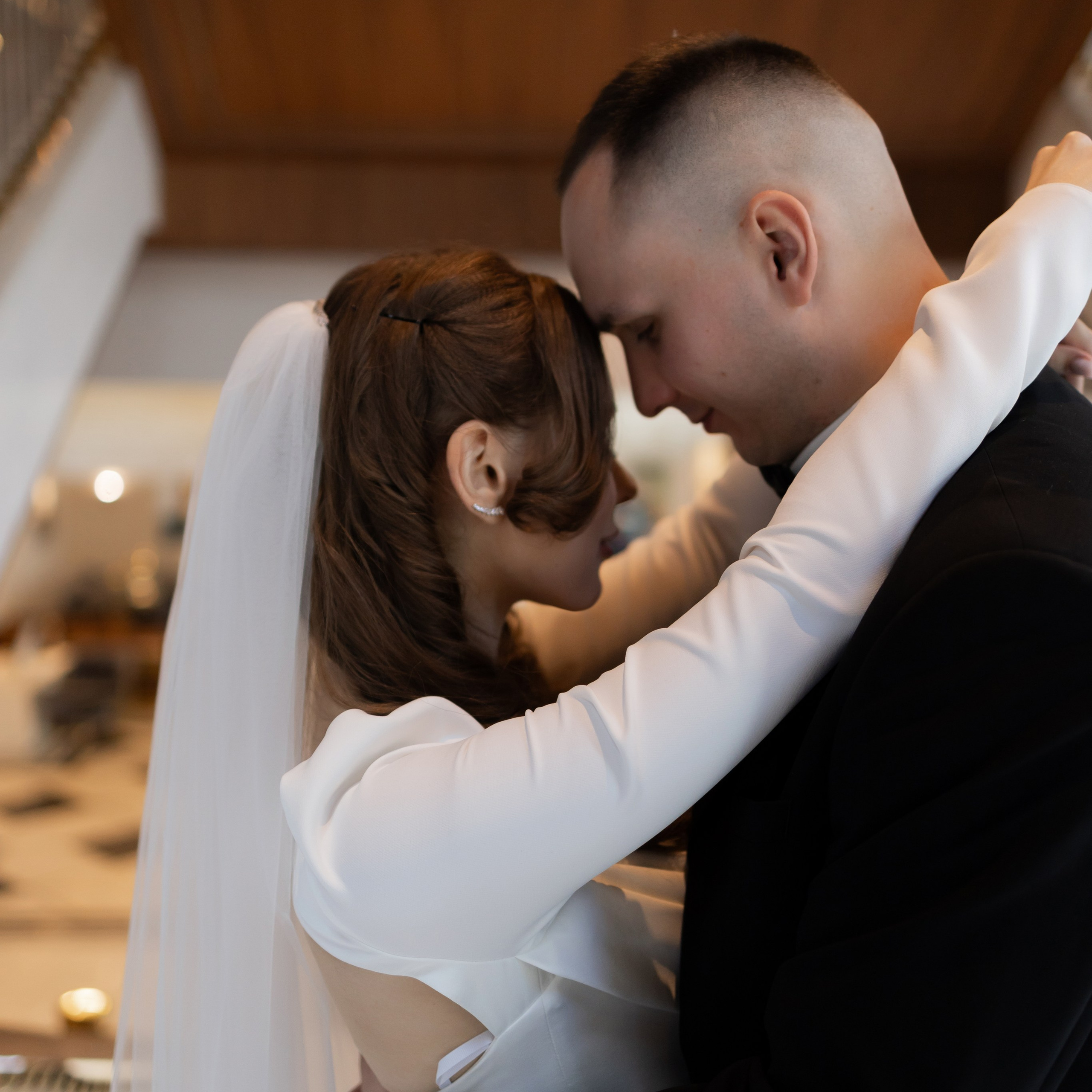 Свадебная съемка фотосессия Москва в отеле Marriott Imperial Plaza и регистрация в кутузовском загсе. Свадебный фотограф Москва Москвовская область Санкт-Петербург